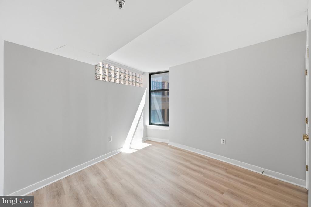 631 D STREET NW Unit: 844