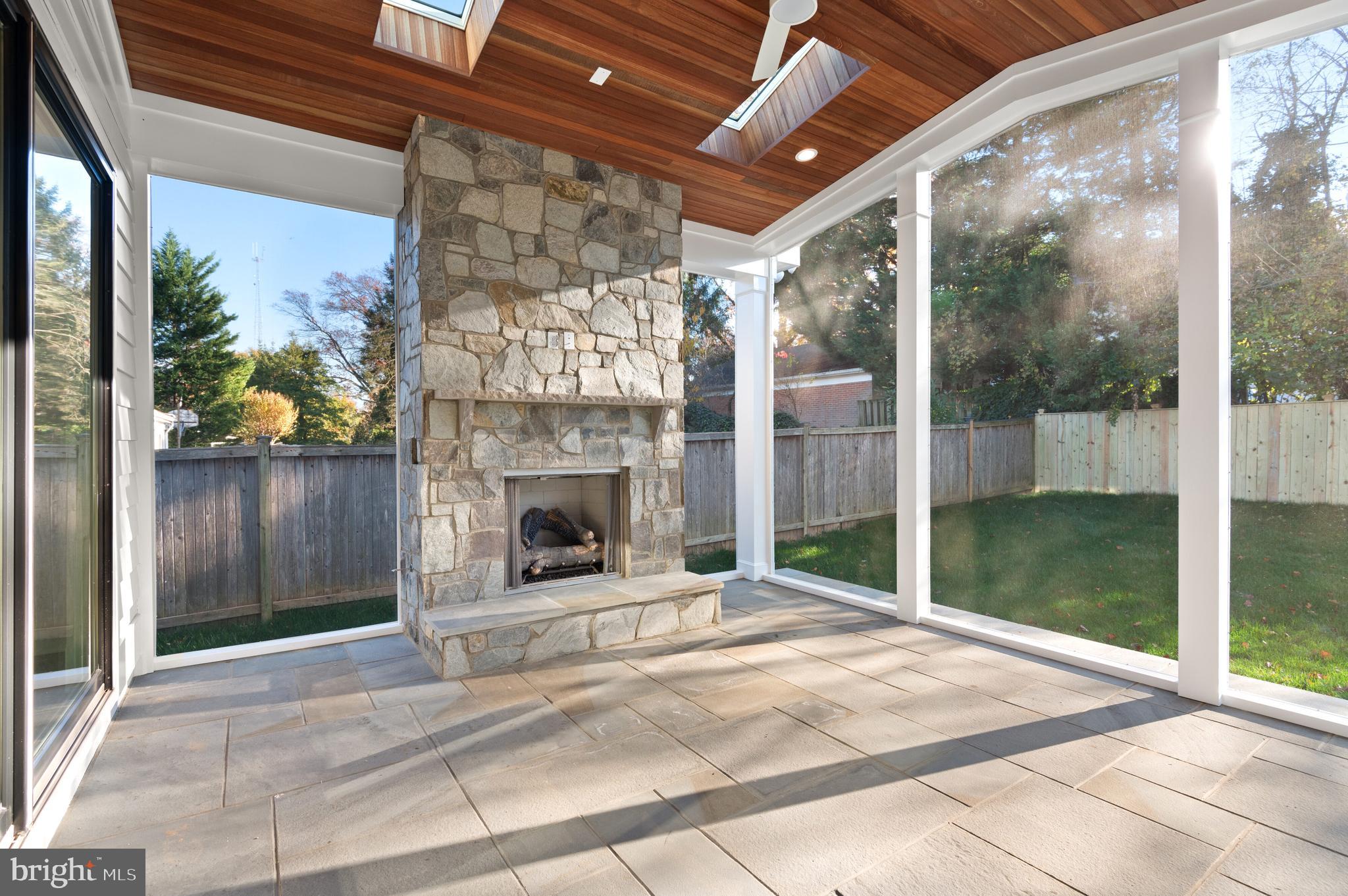 5512 Pollard ROAD