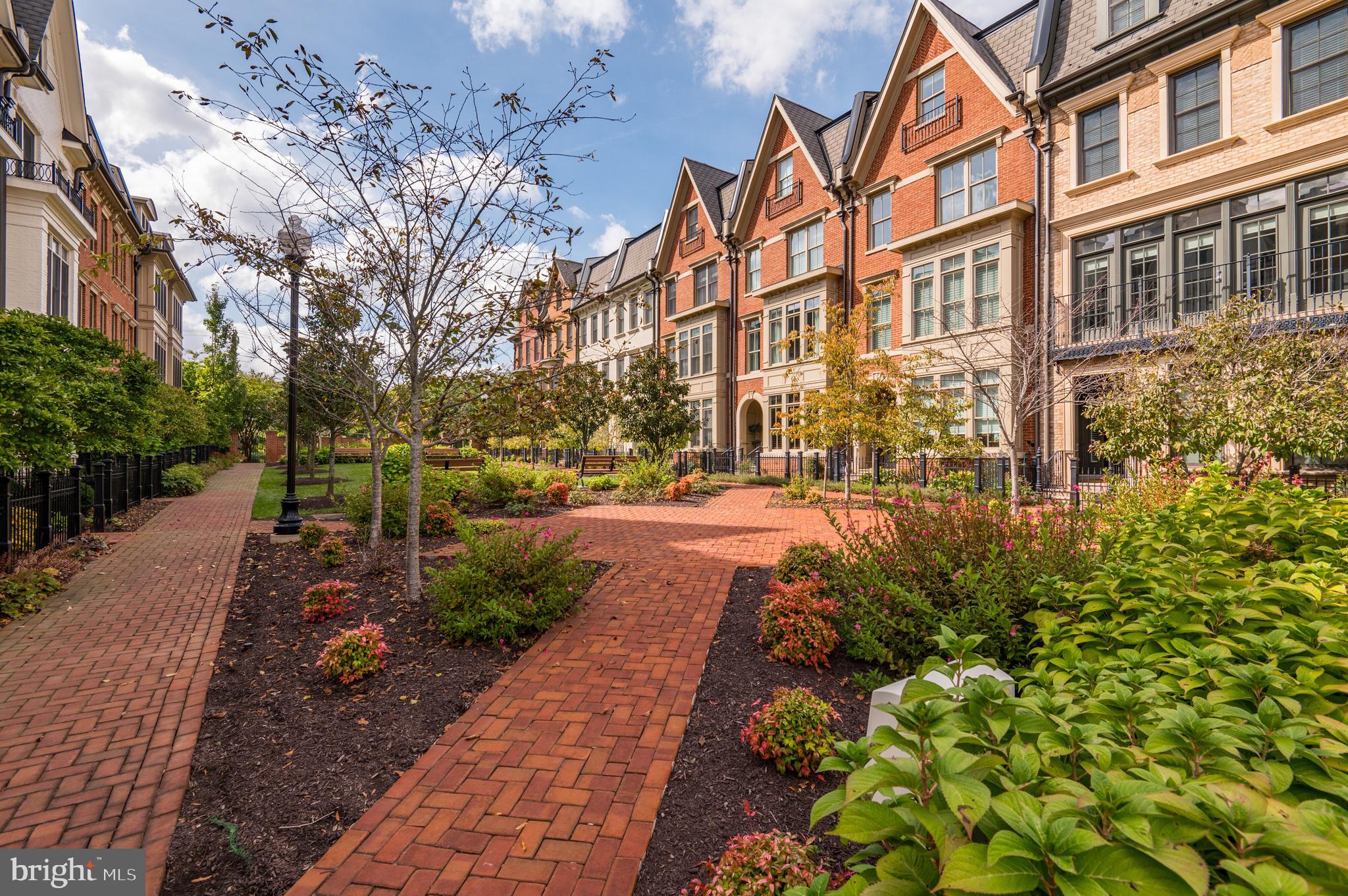 10745 Symphony Park DRIVE