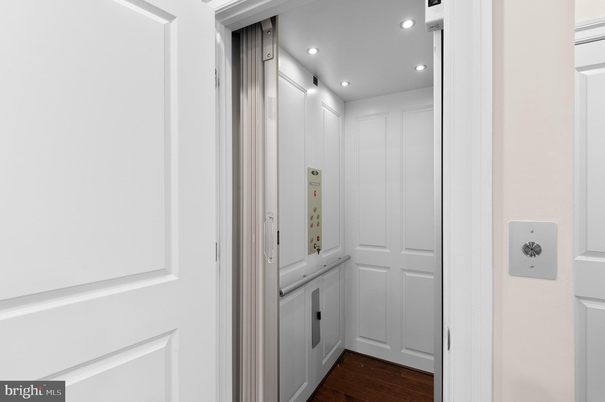 10745 Symphony Park DRIVE