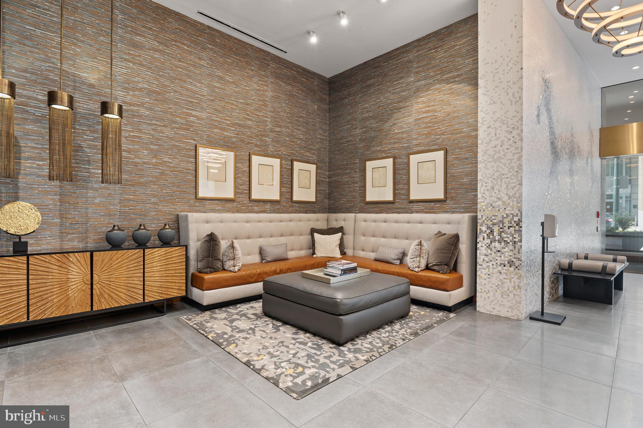 4960 Fairmont Avenue Unit: 707