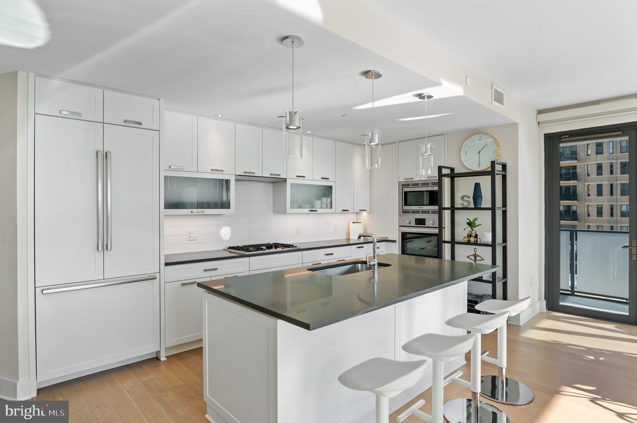 4960 Fairmont Avenue Unit: 707