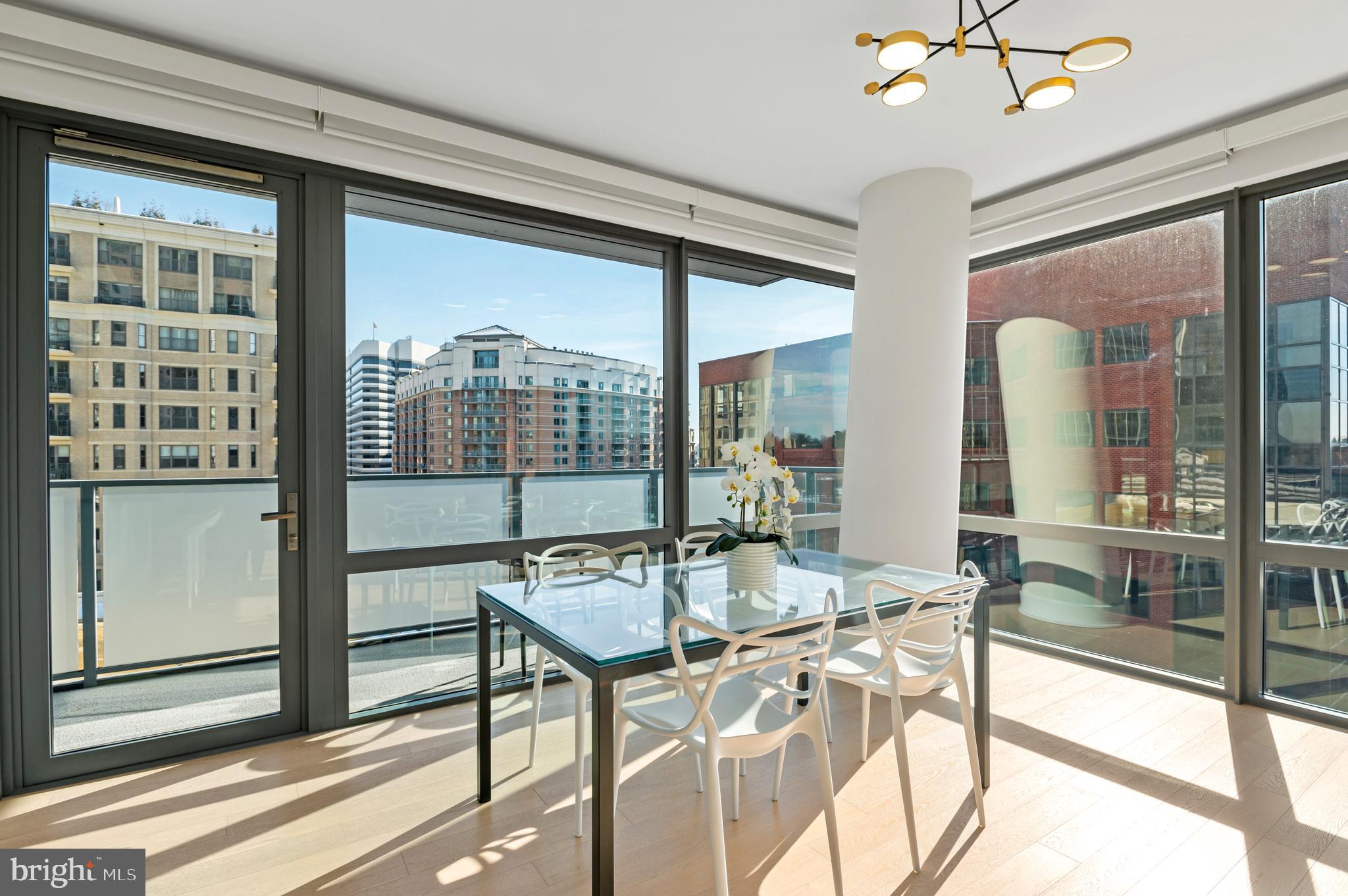 4960 Fairmont Avenue Unit: 707
