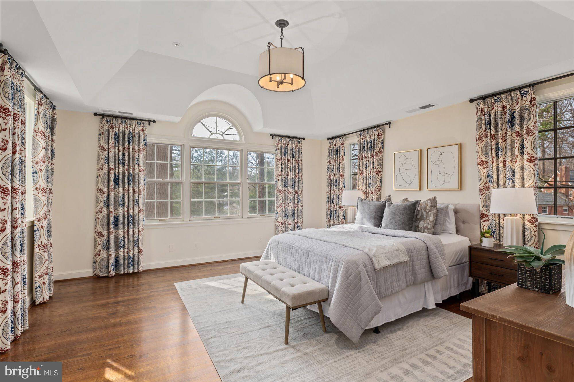 5113 Duvall Dr