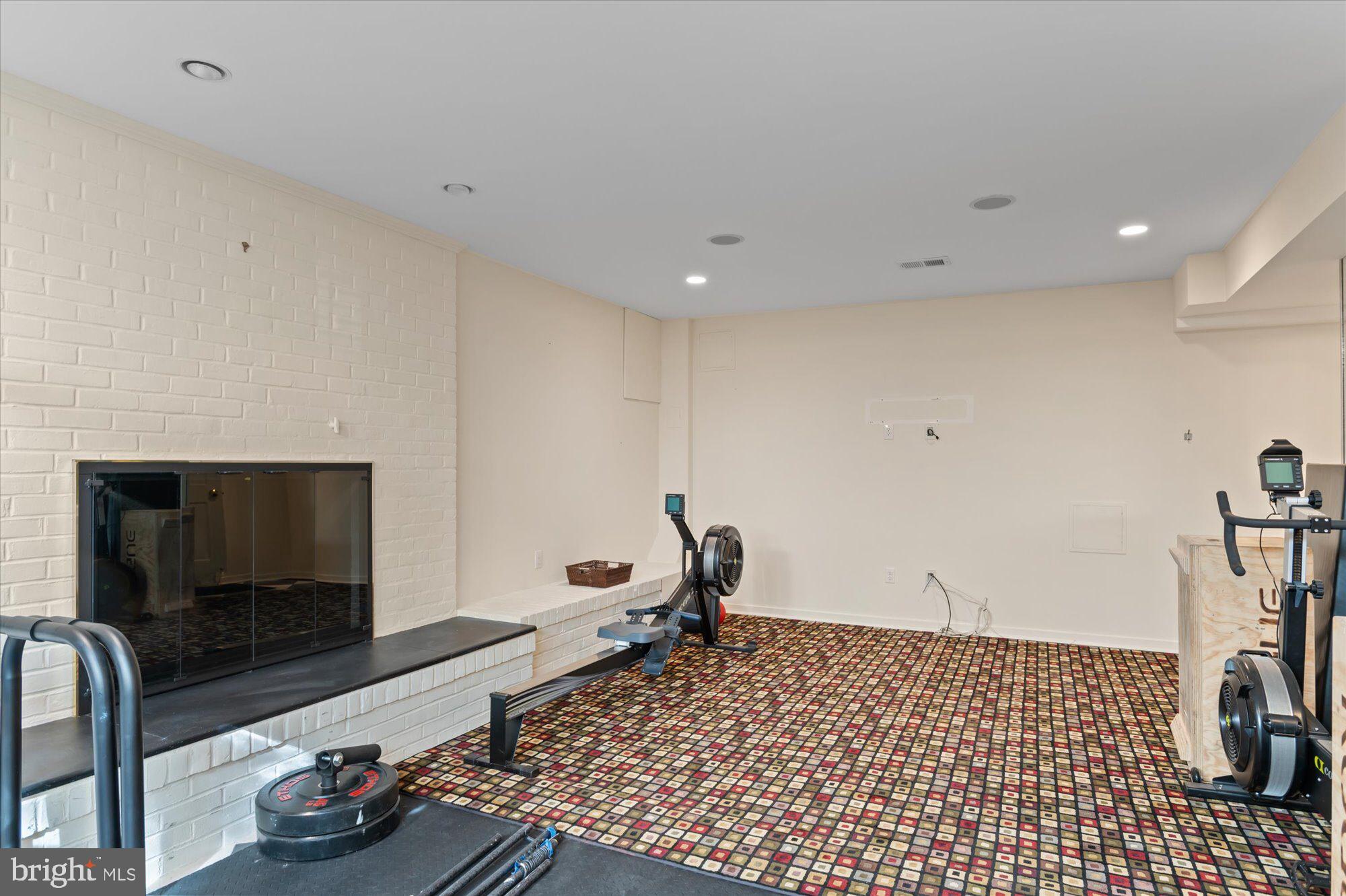 5113 Duvall Dr