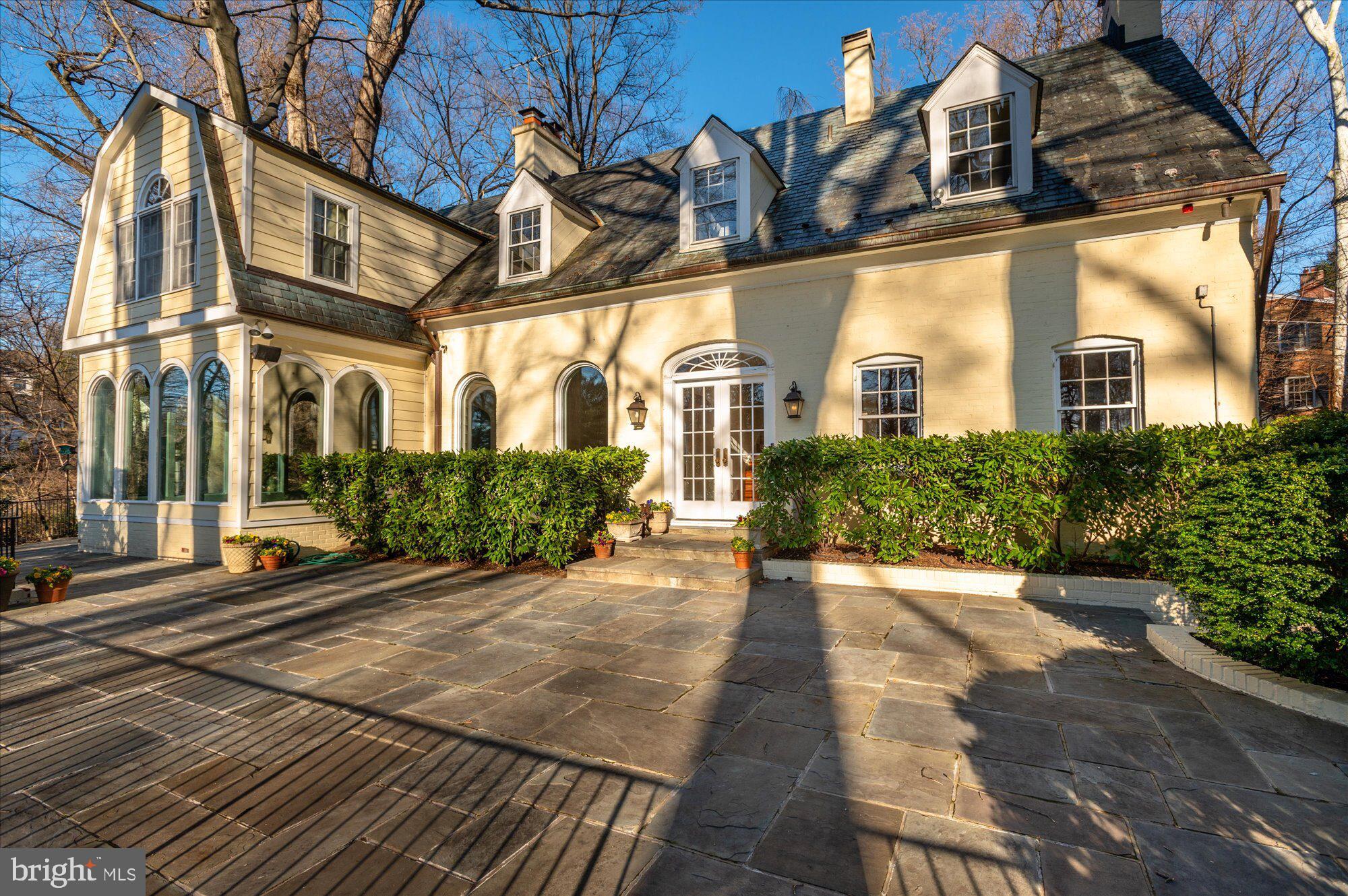5113 Duvall Dr