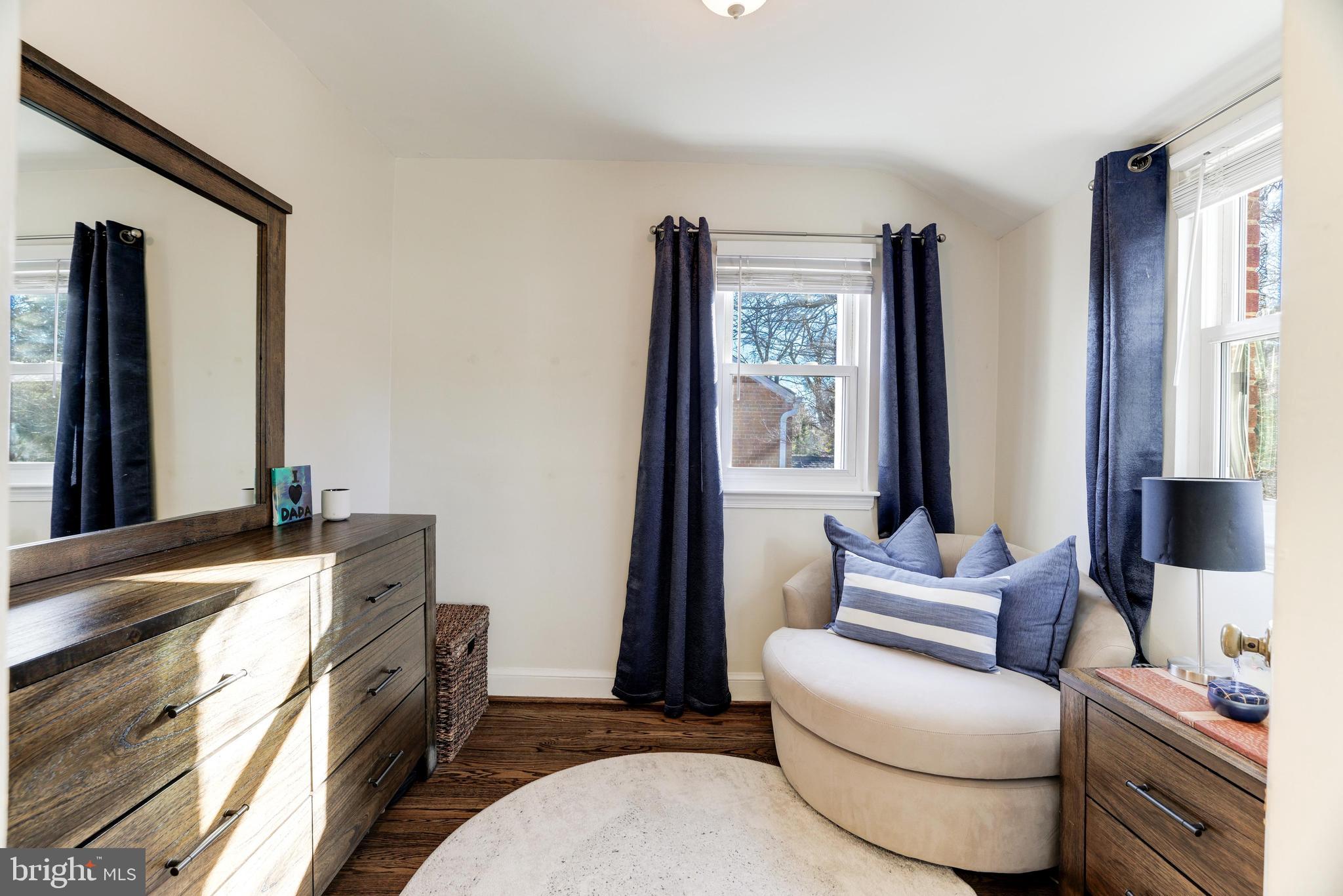 10018 Greenock Rd