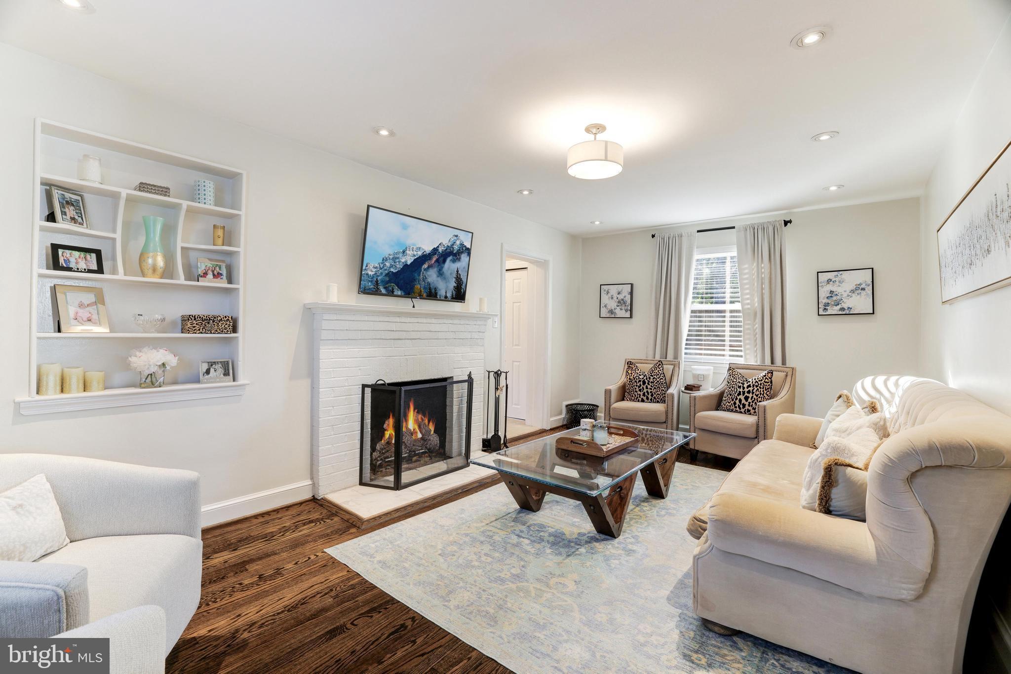 10018 Greenock Rd