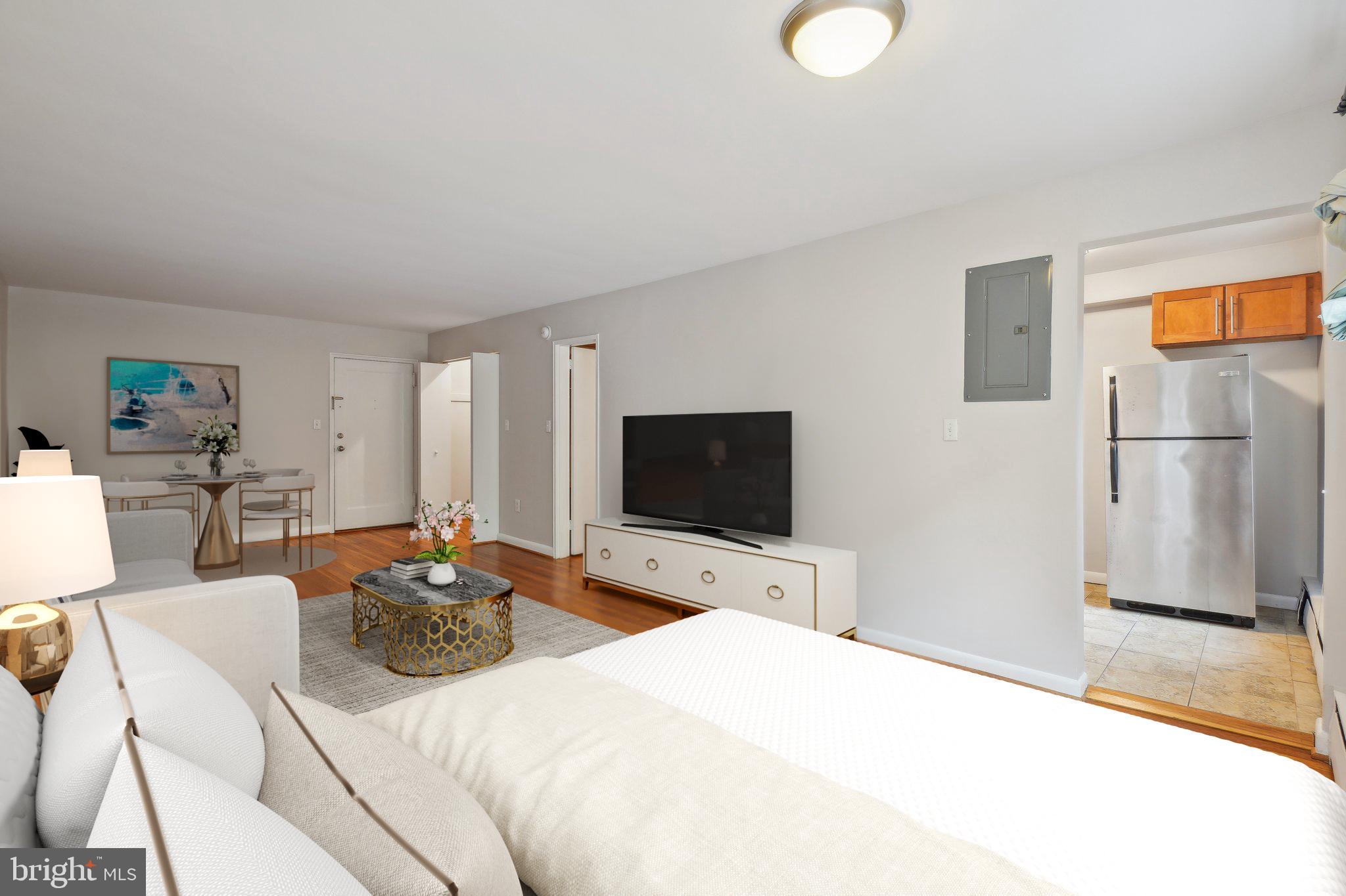 111 Lee Ave #302