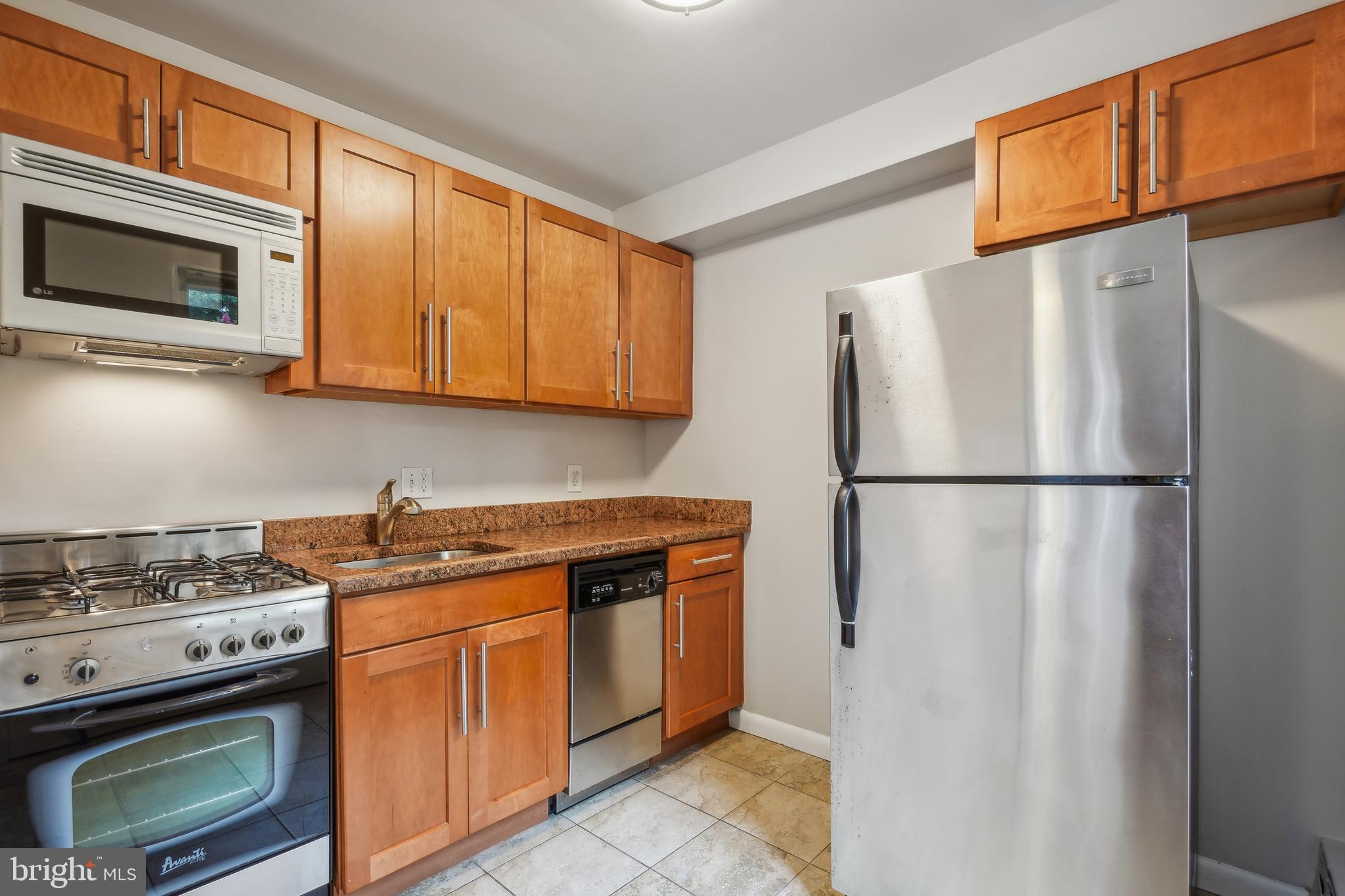 111 Lee Ave #302