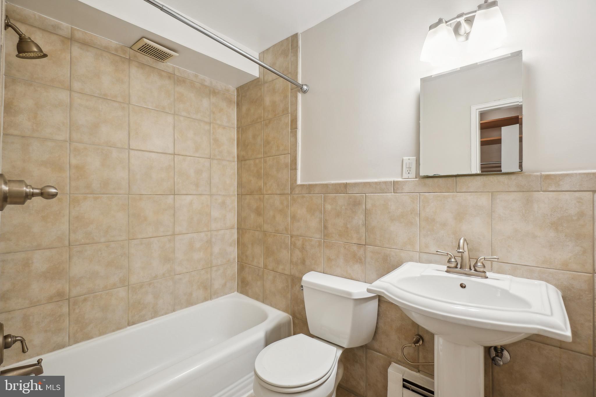 111 Lee Ave #302