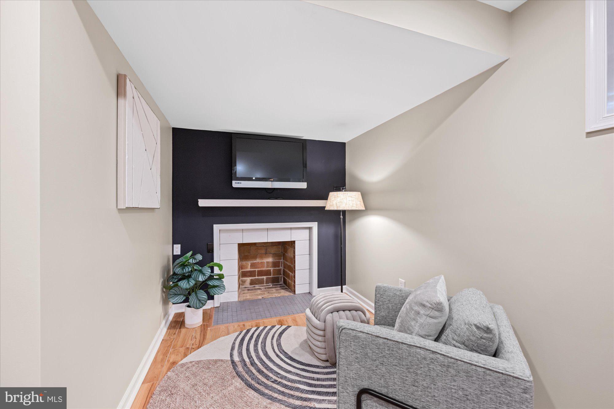 10010 Frederick Ave