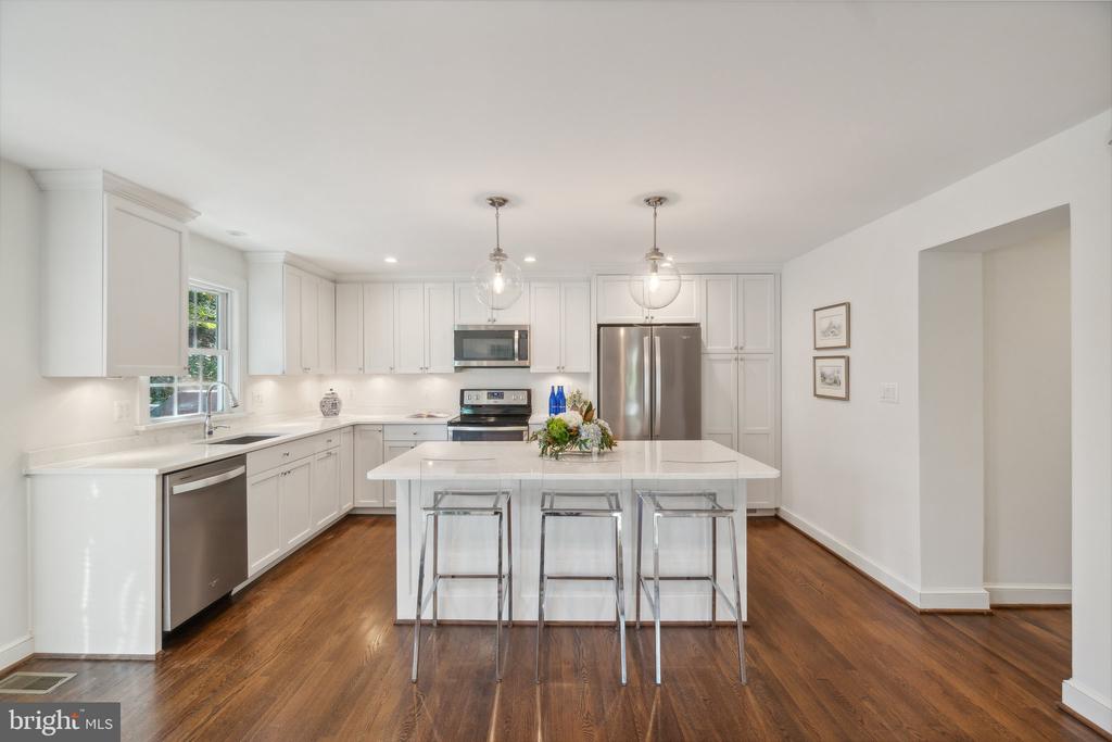 4313 Puller Dr