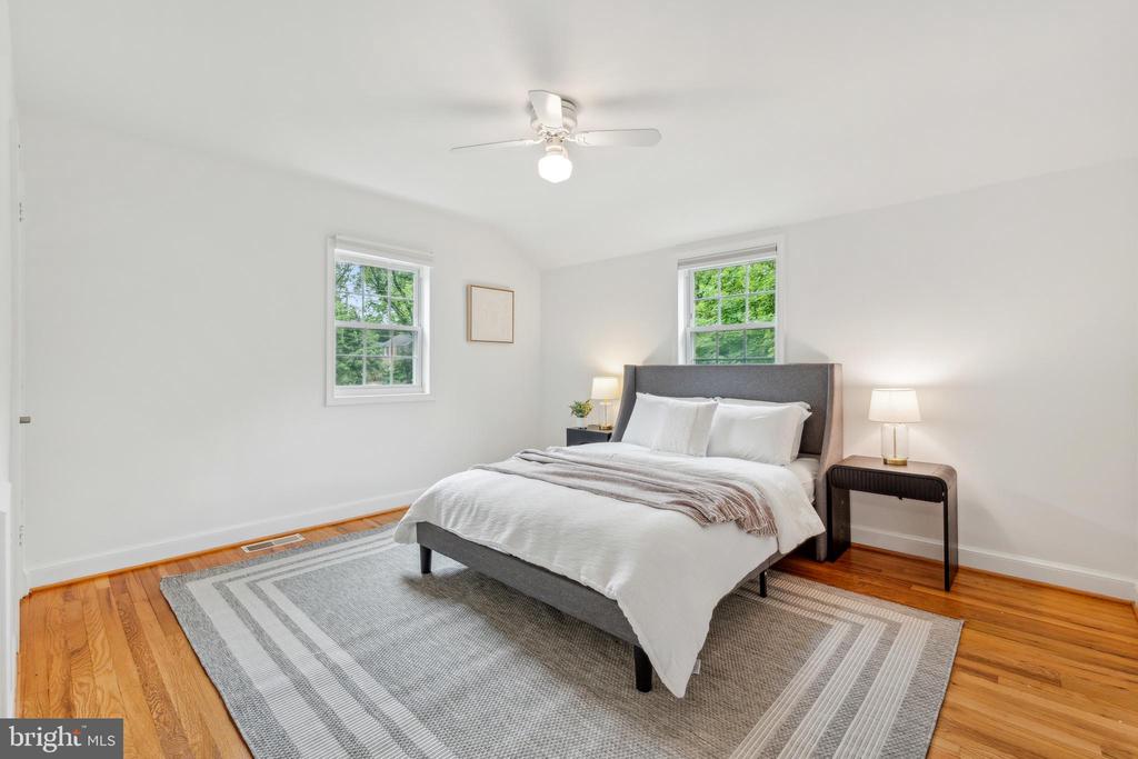 4411 Ambler Dr