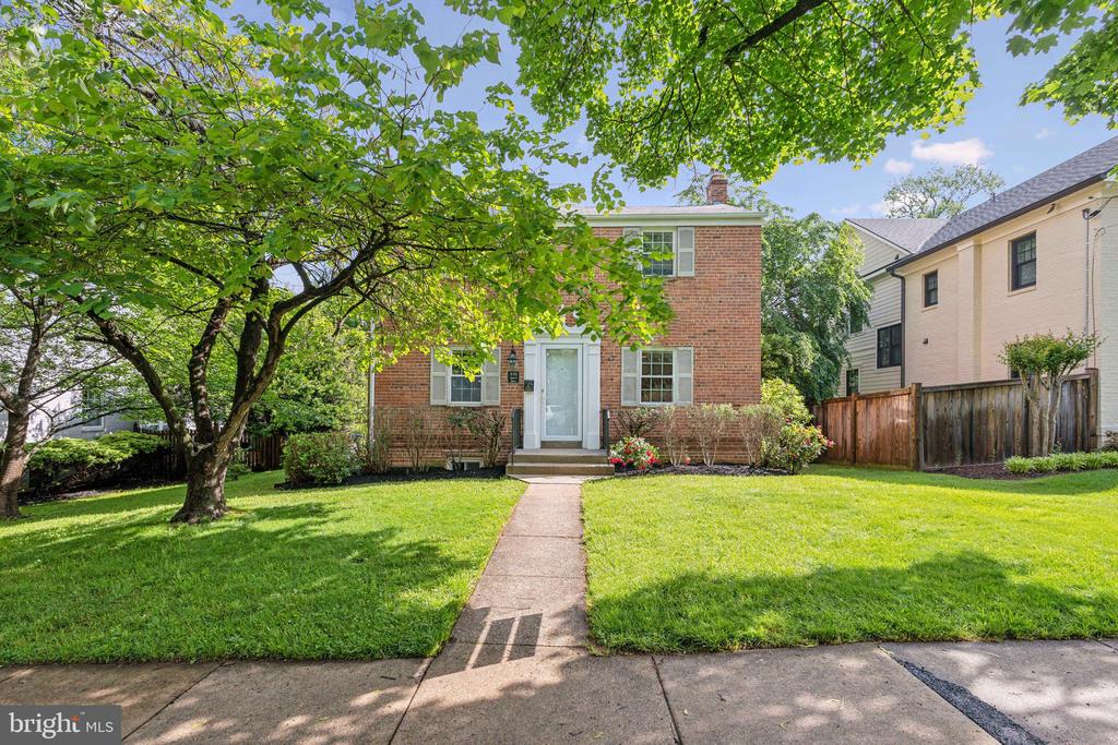 4411 Ambler Dr