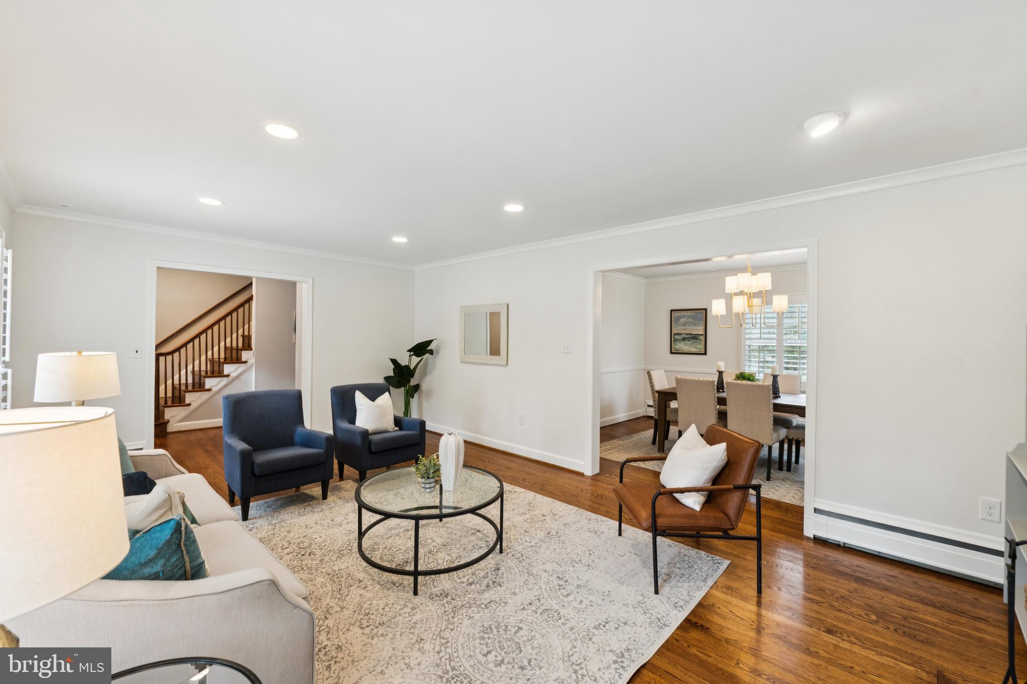 10016 E BEXHILL DRIVE