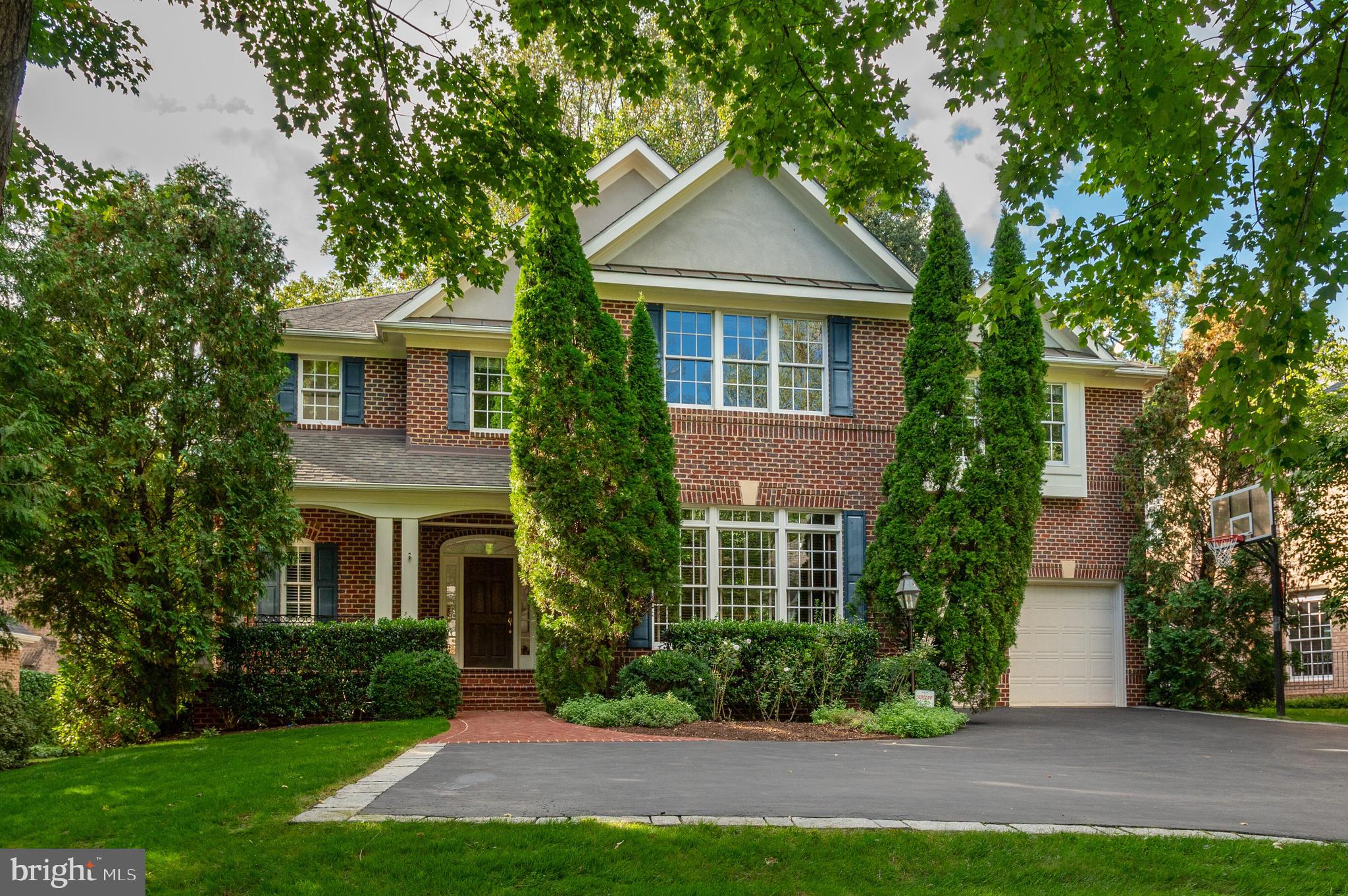 6723 LANDON LANE