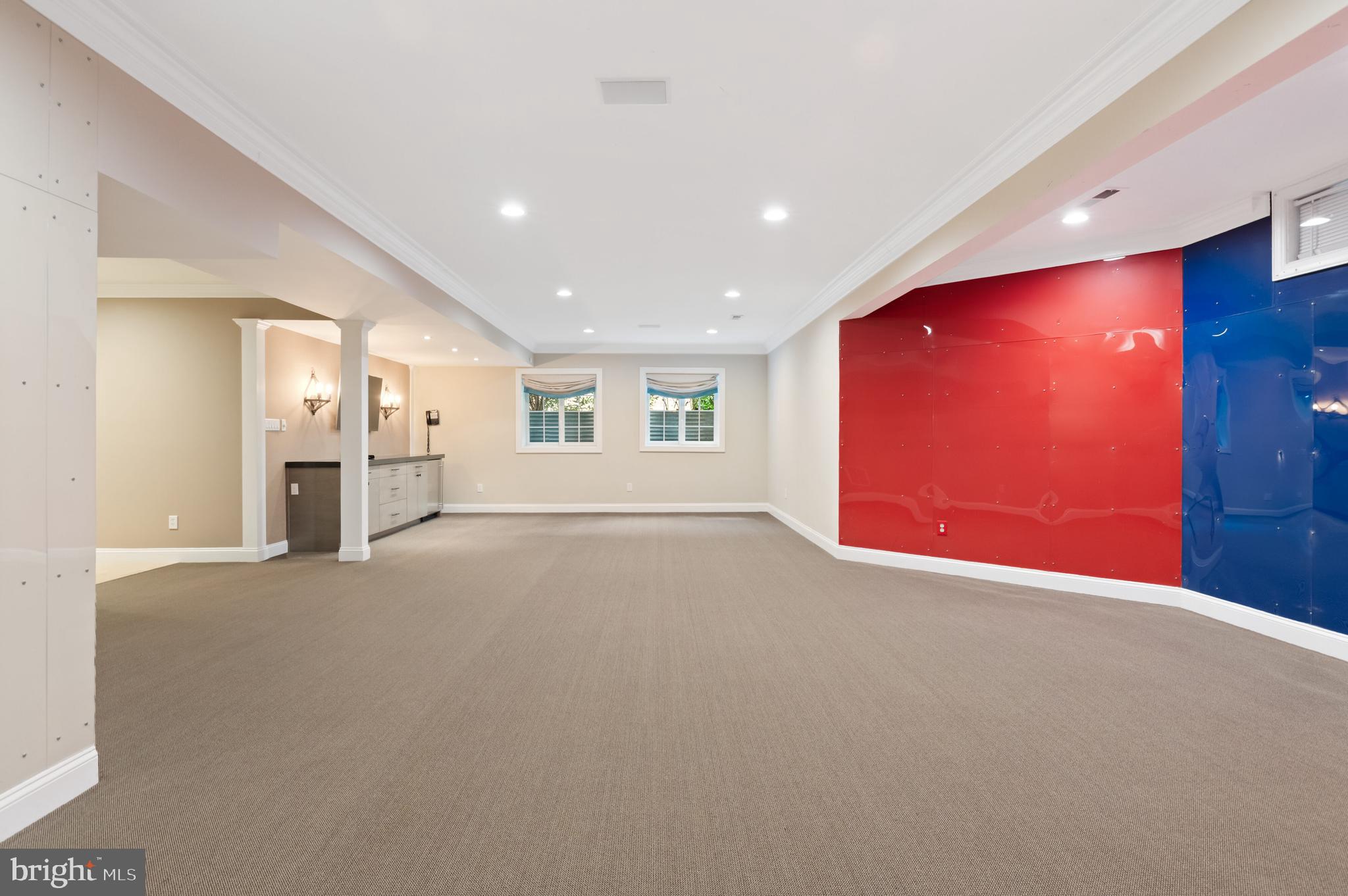 6723 LANDON LANE