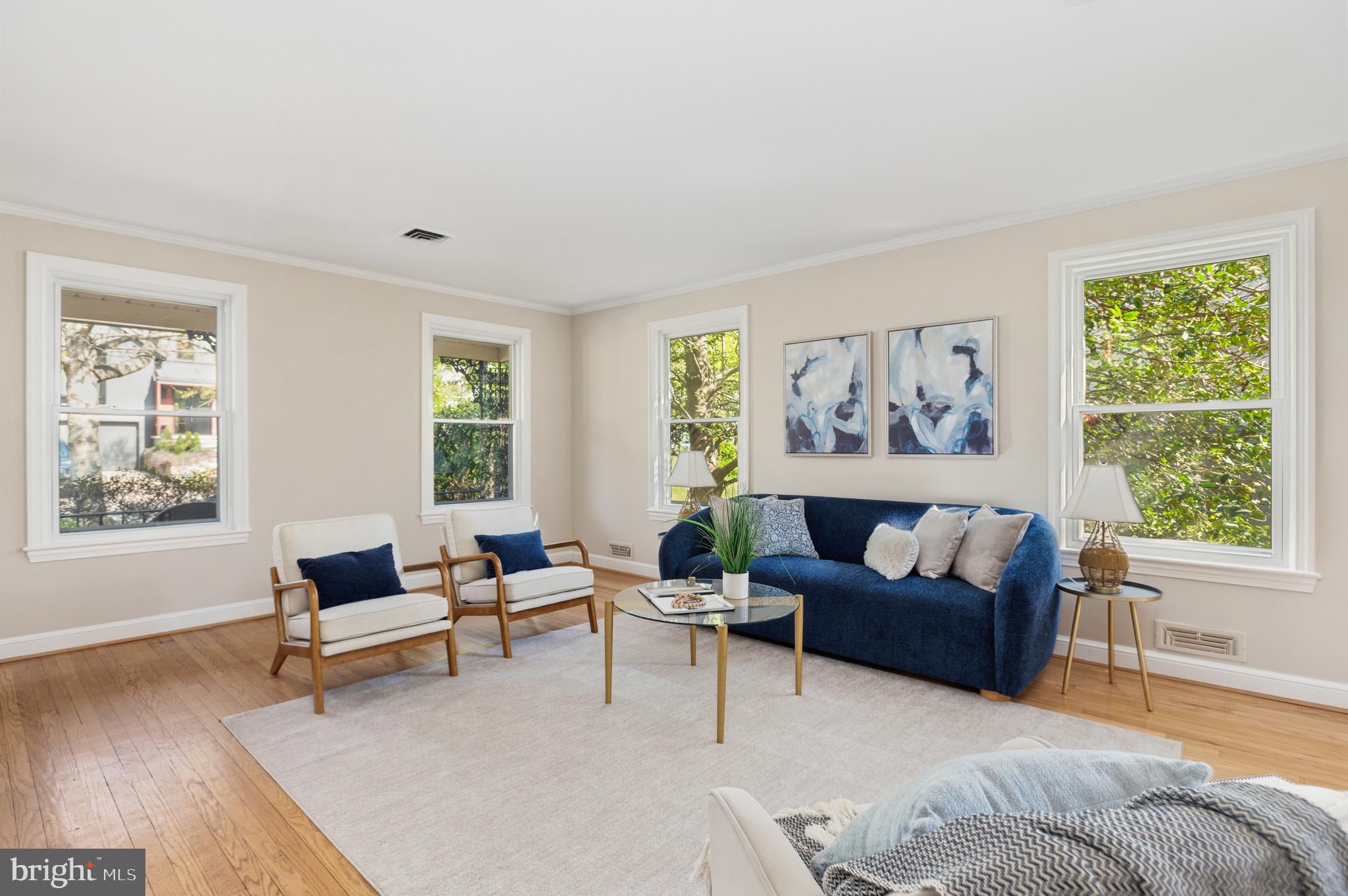 5523 UPPINGHAM STREET