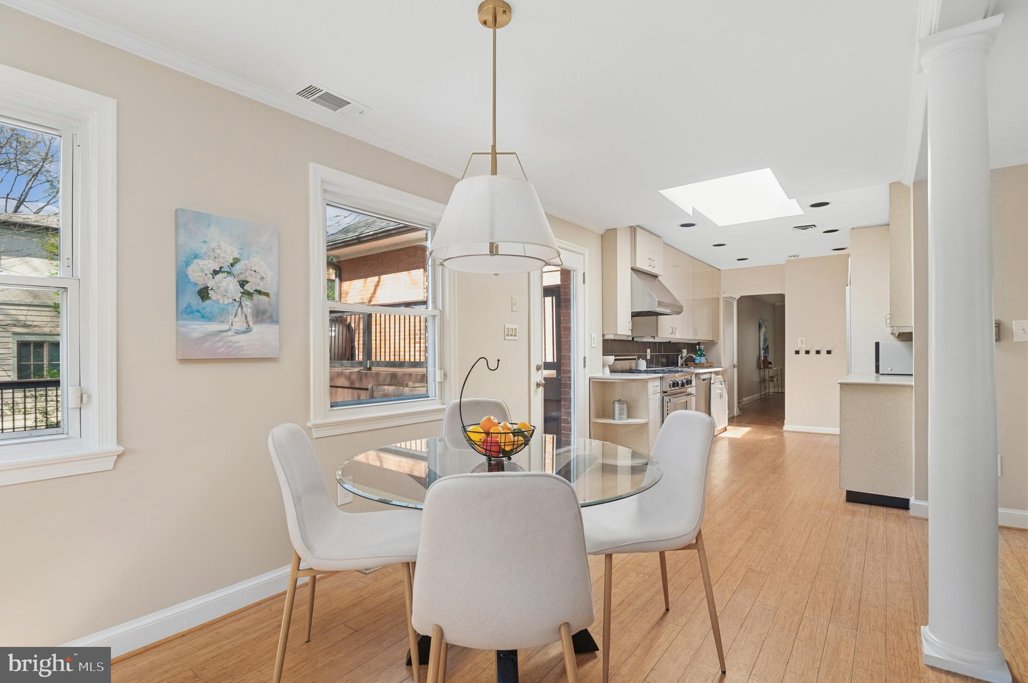 5523 UPPINGHAM STREET