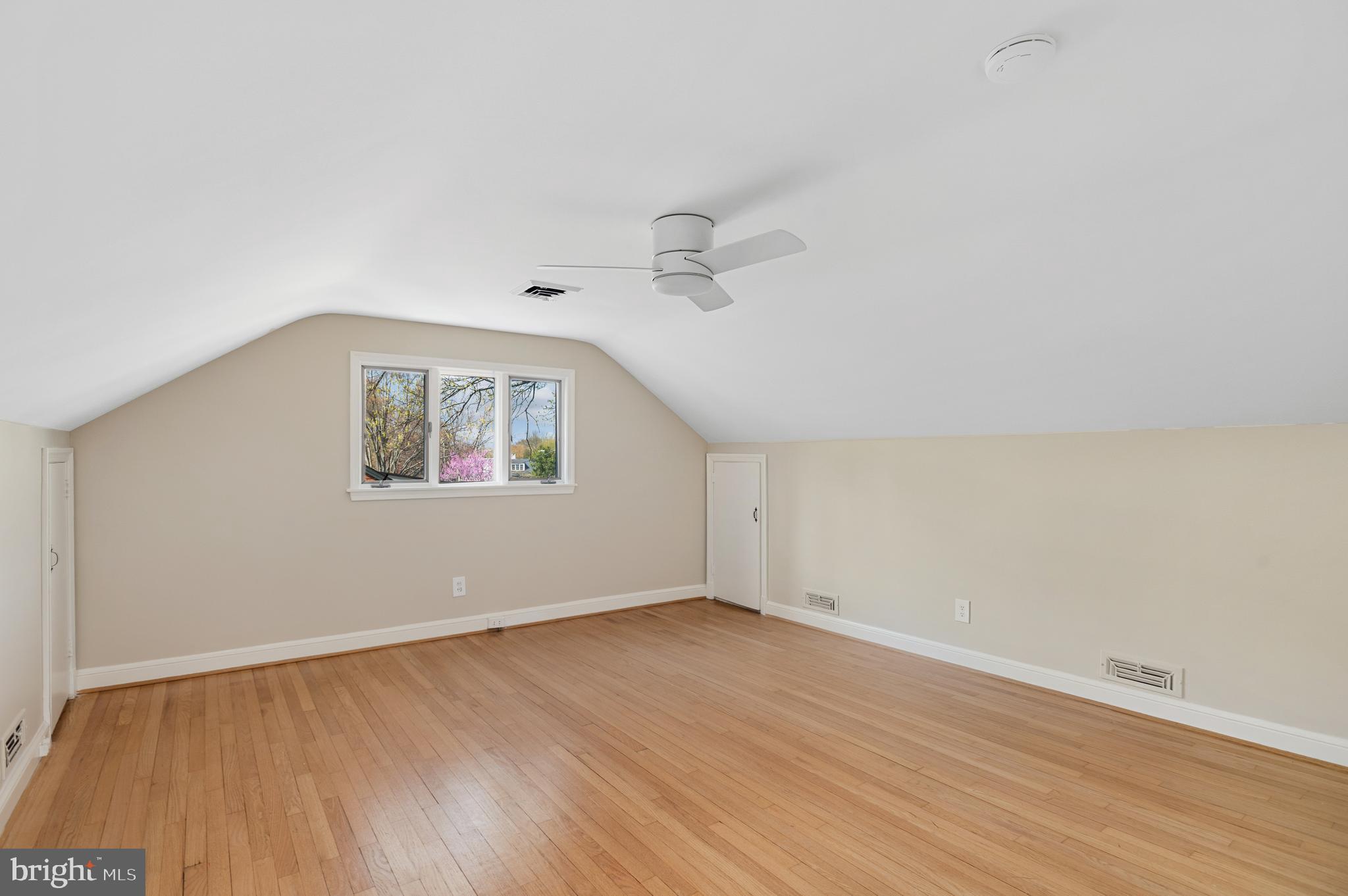 5523 UPPINGHAM STREET