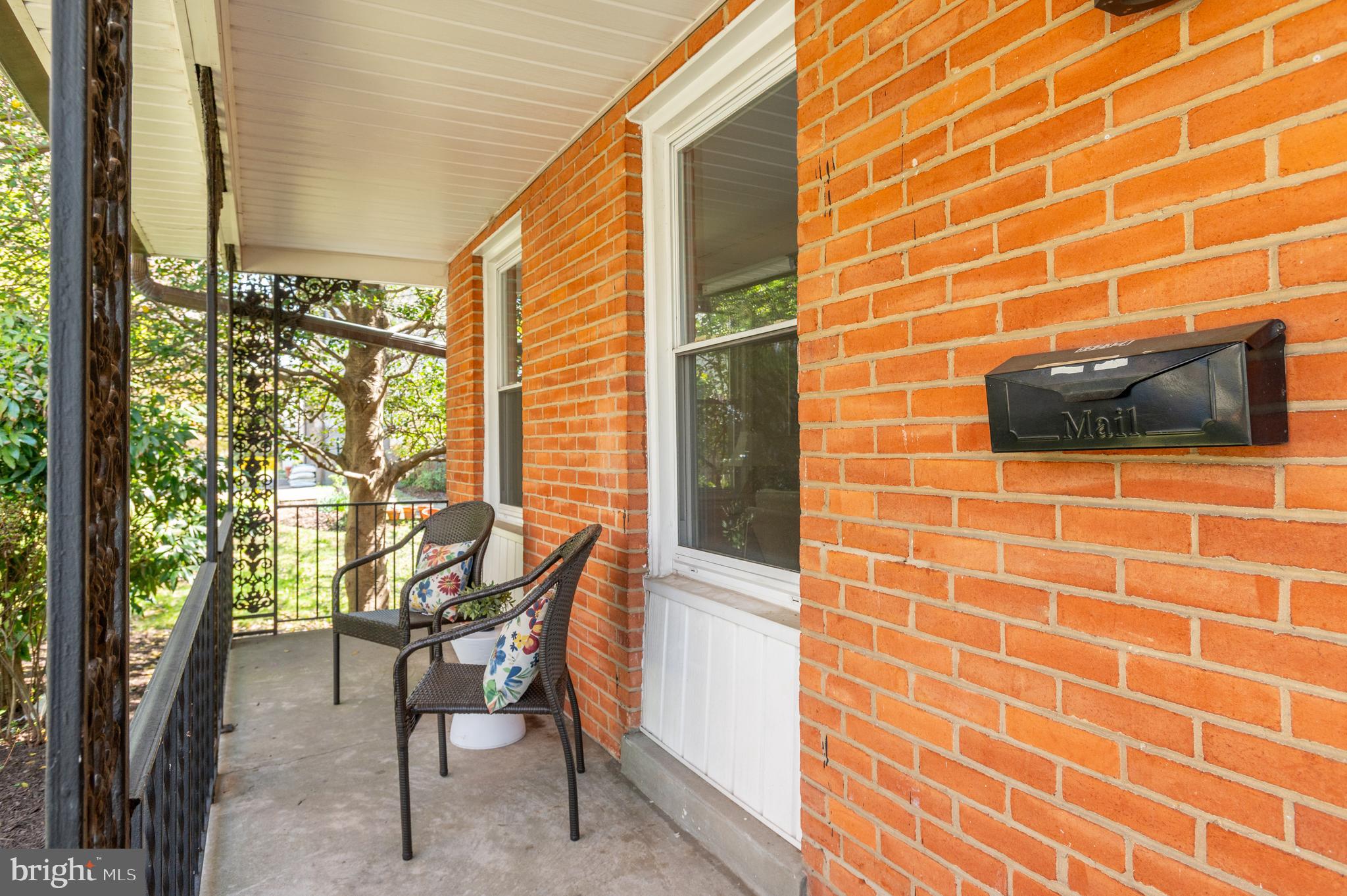 5523 UPPINGHAM STREET