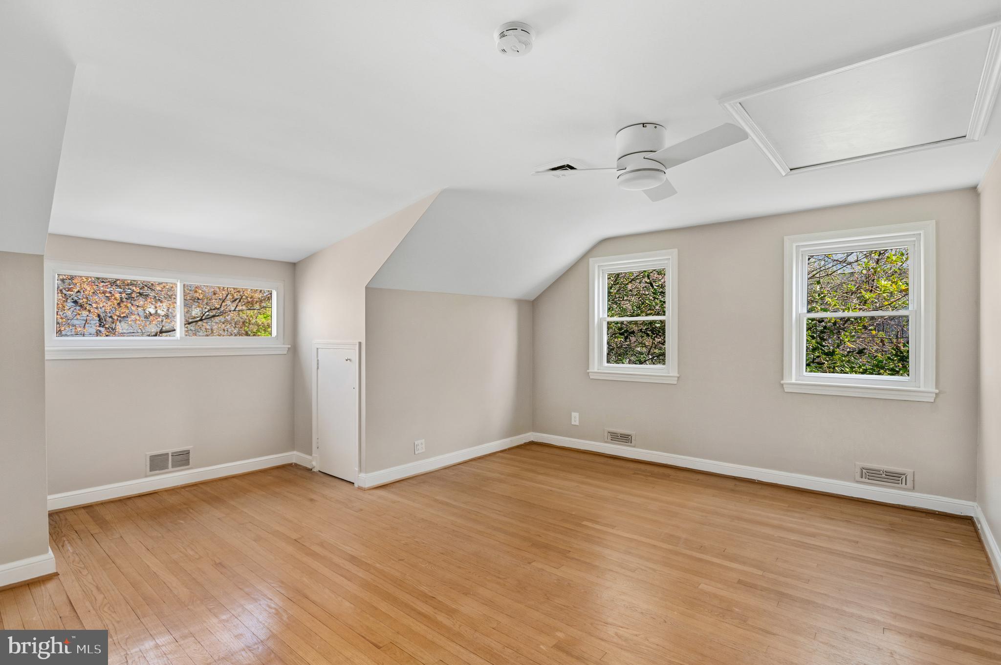 5523 UPPINGHAM STREET