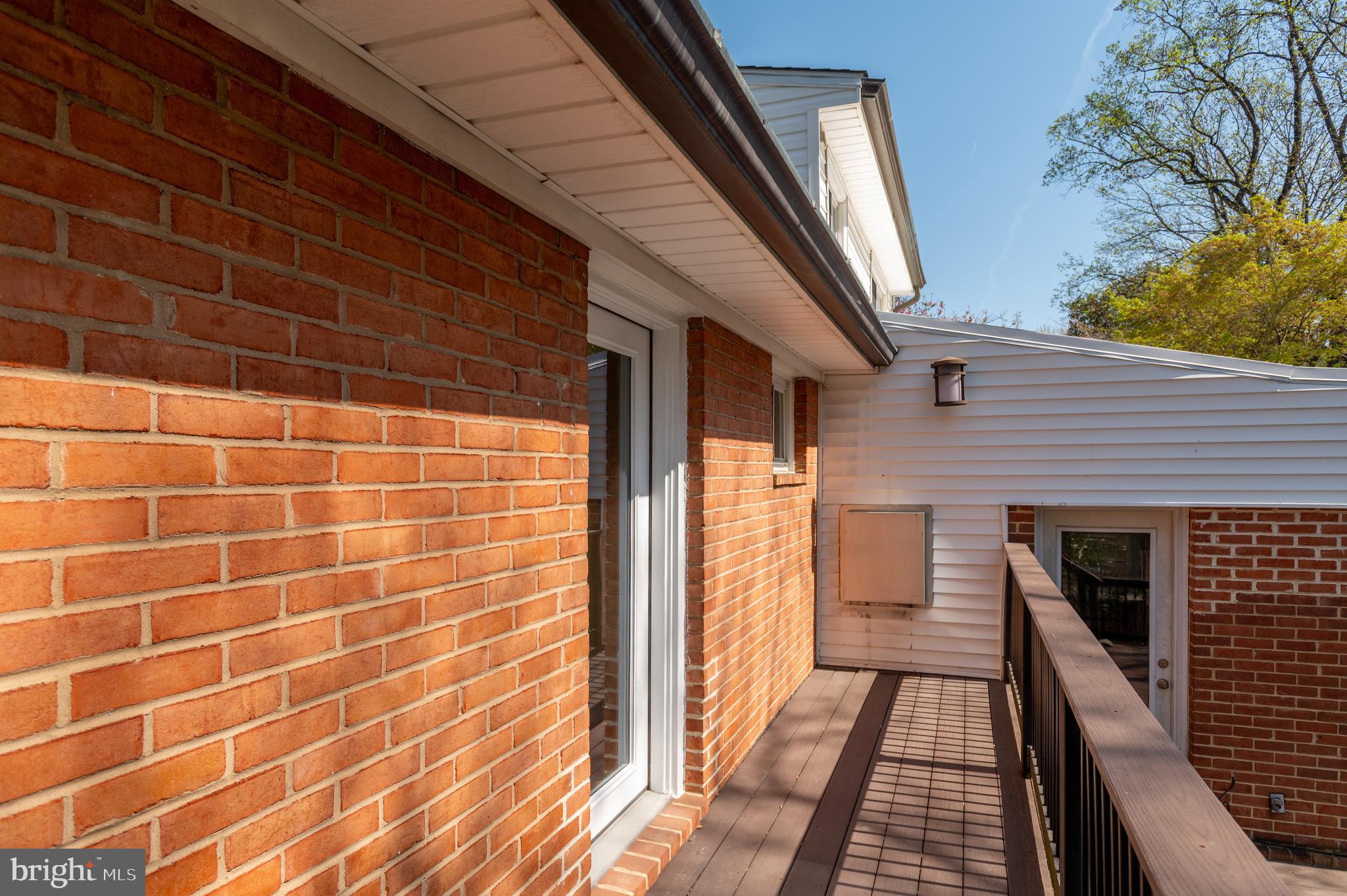 5523 UPPINGHAM STREET