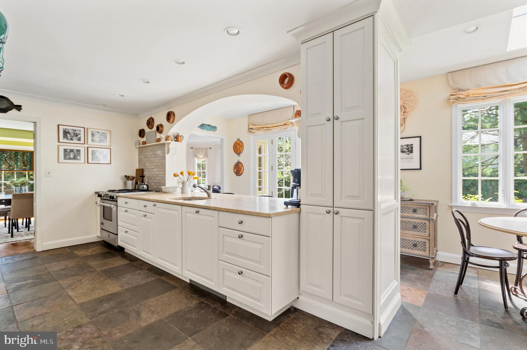 5202 PORTSMOUTH ROAD