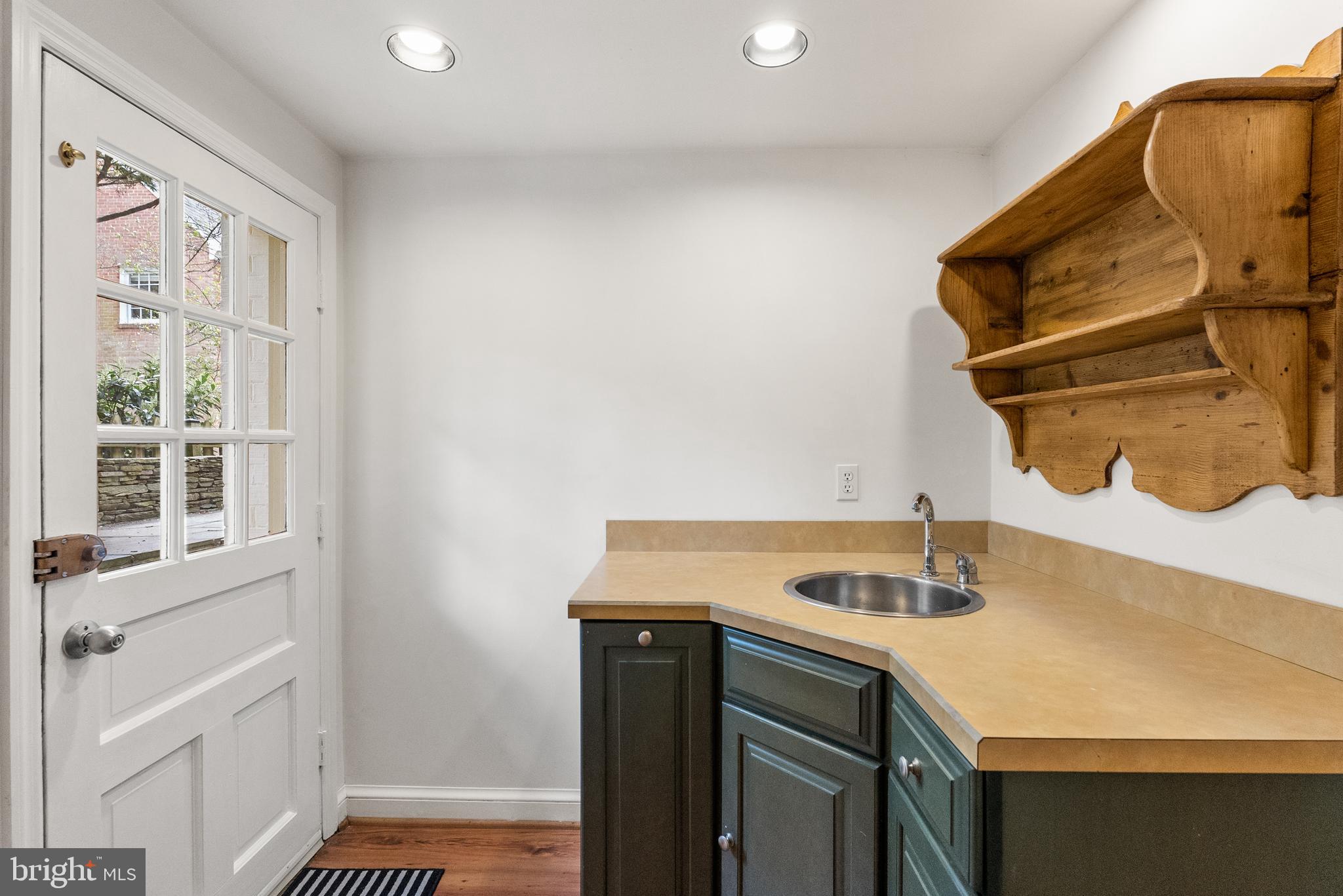 5202 PORTSMOUTH ROAD