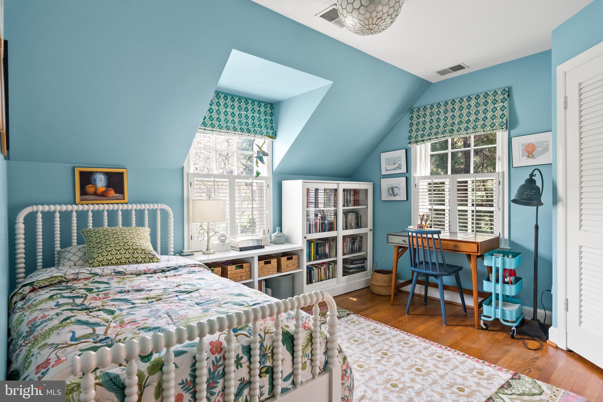 5202 PORTSMOUTH ROAD