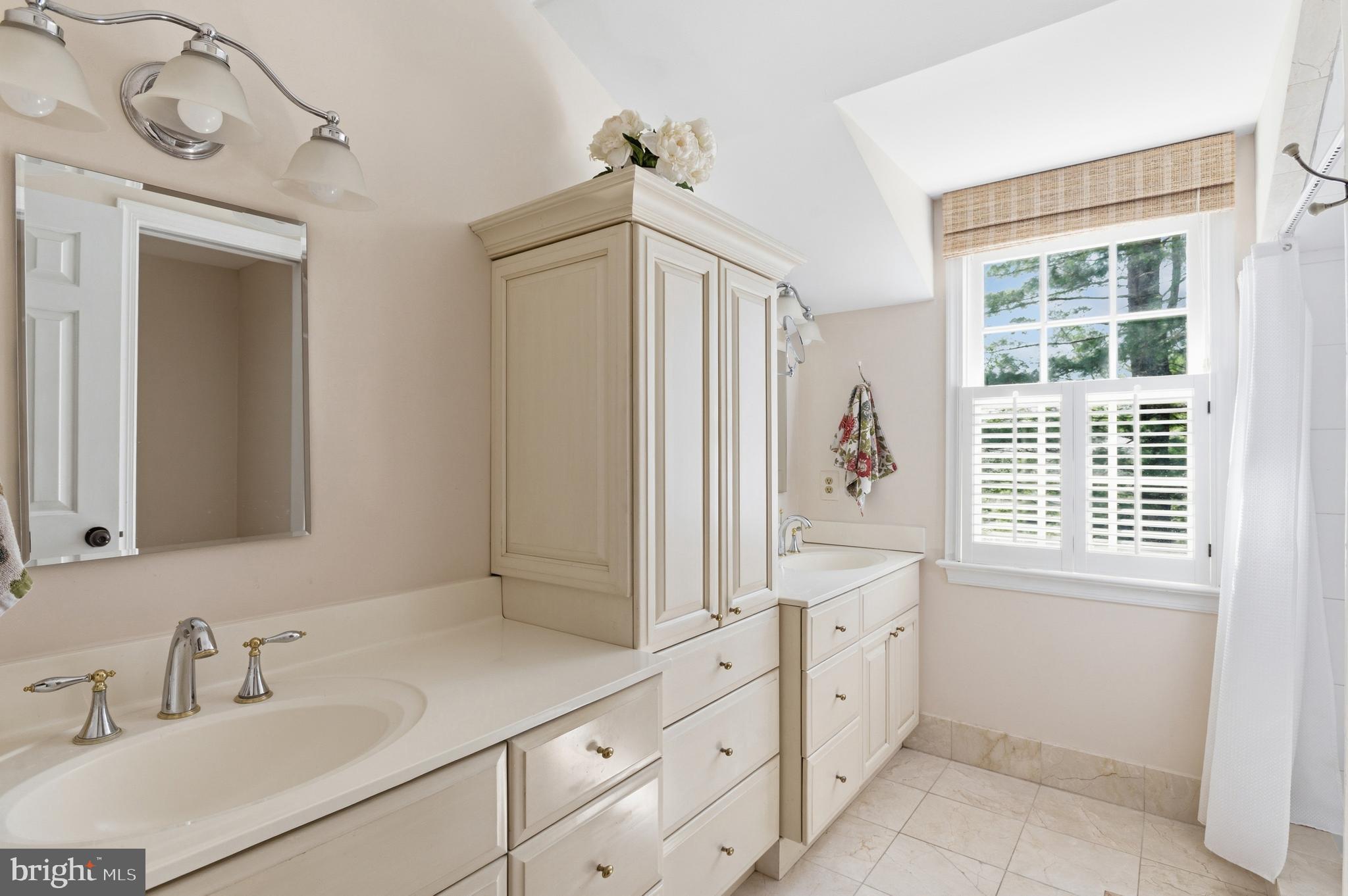 5202 PORTSMOUTH ROAD