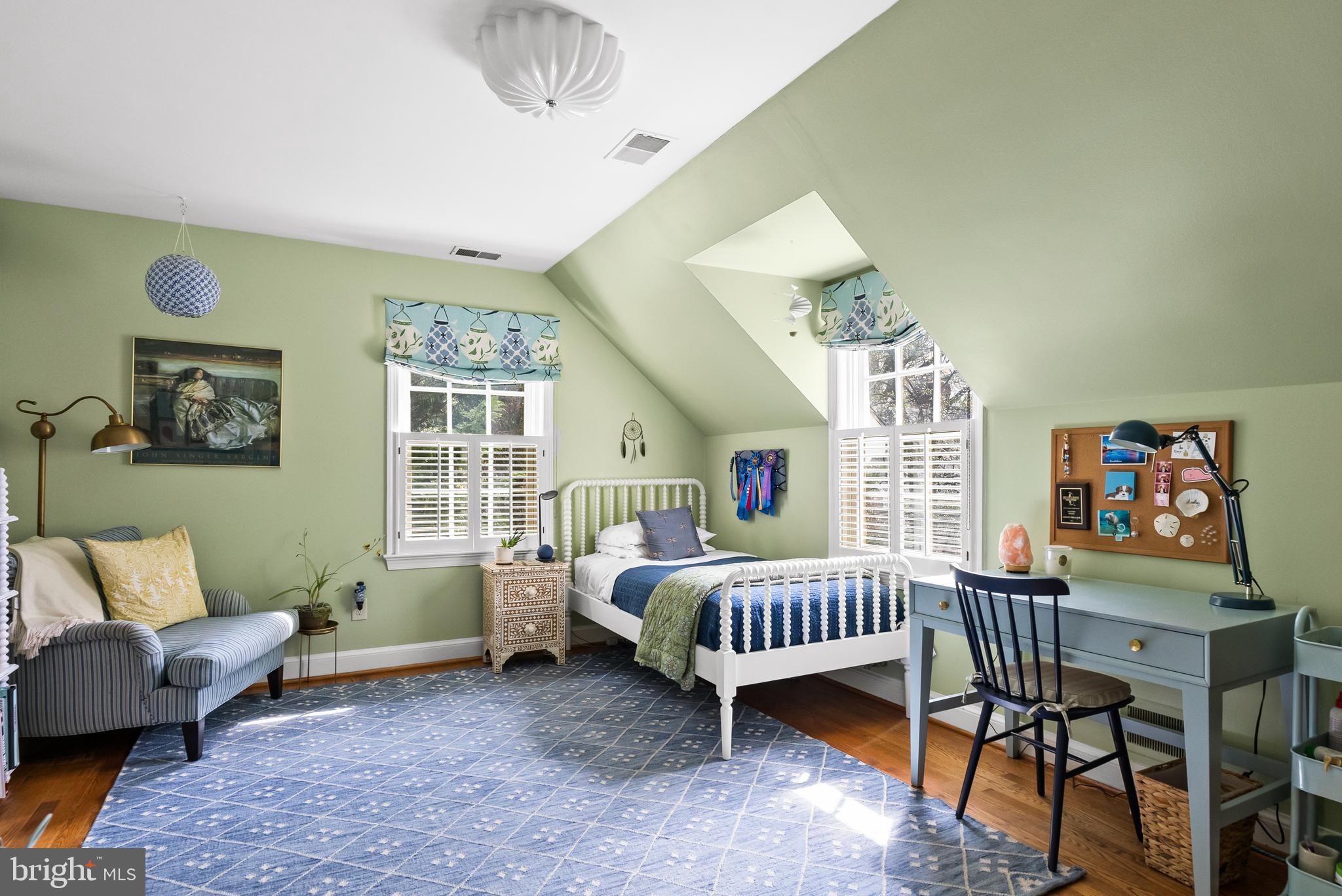 5202 PORTSMOUTH ROAD