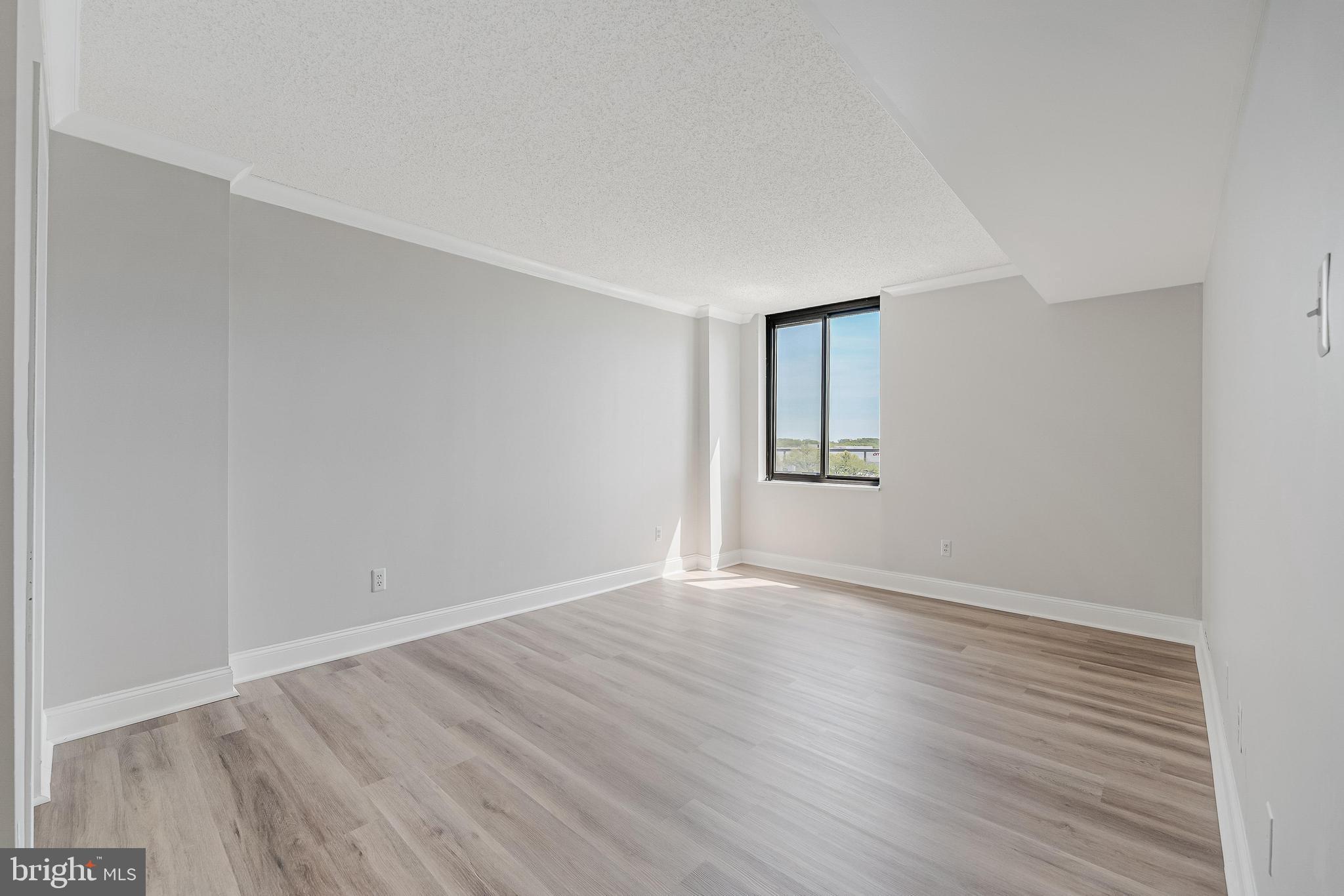 7401 WESTLAKE TERRACE 1205