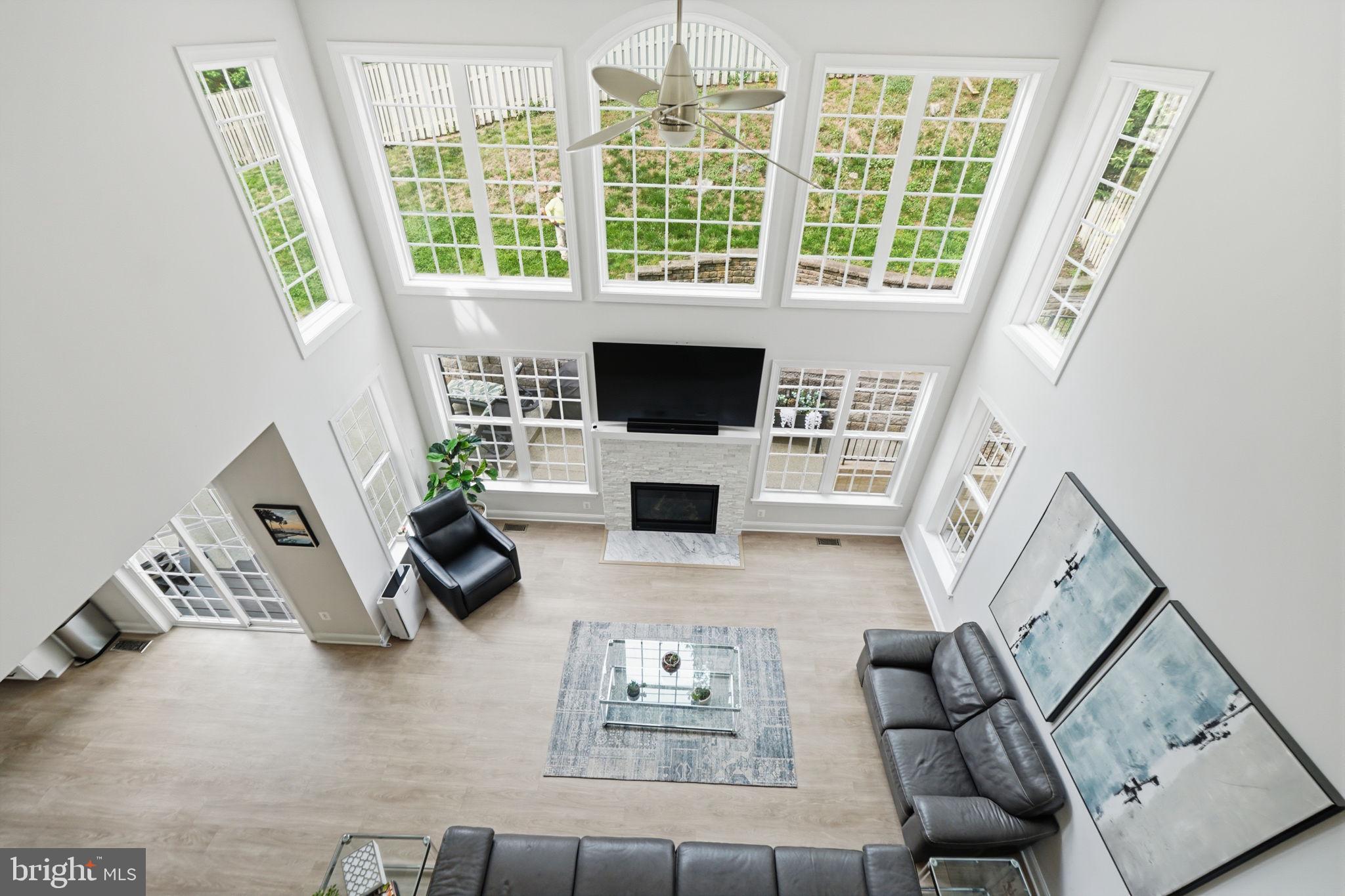 11801 DINWIDDIE DRIVE