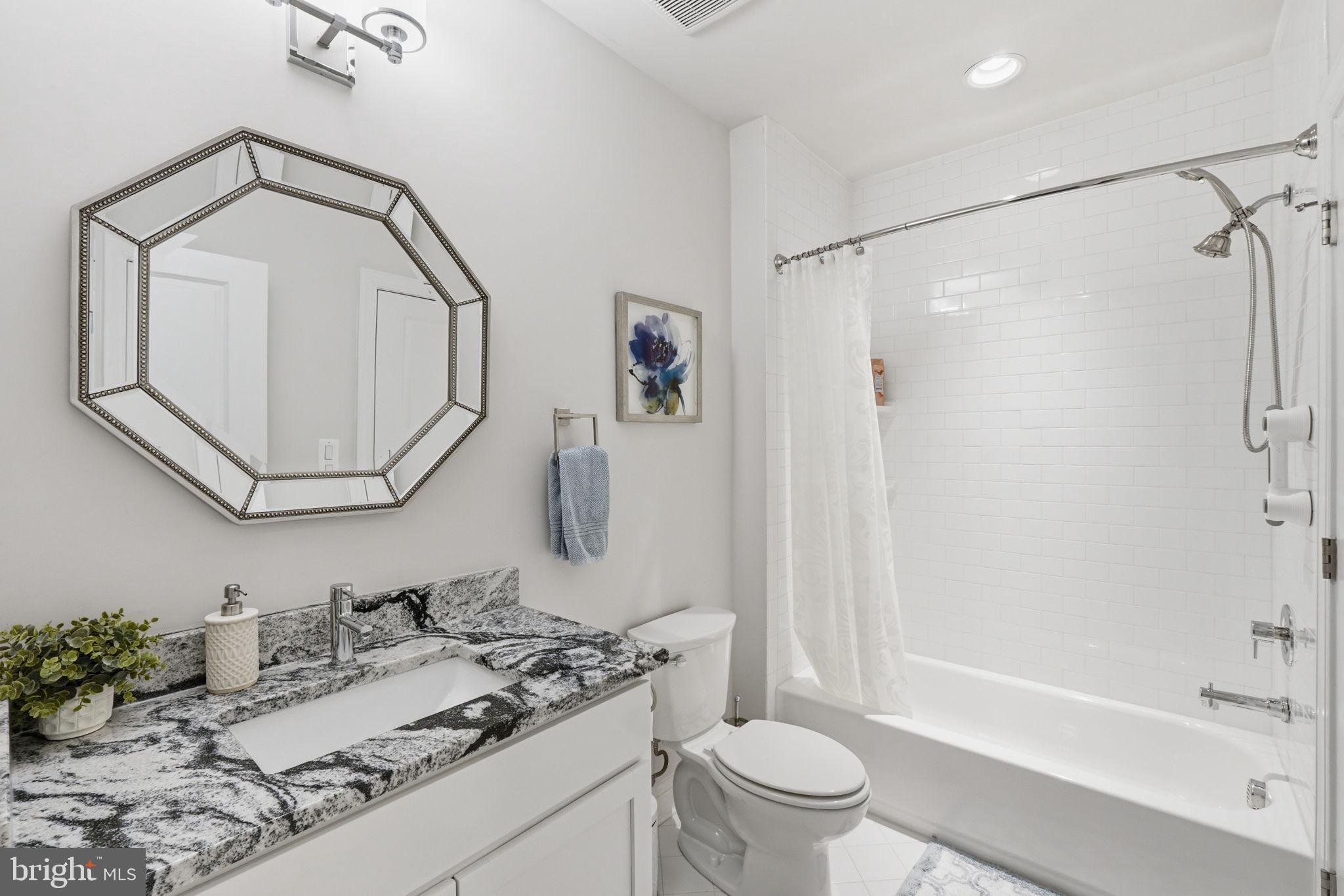 11801 DINWIDDIE DRIVE