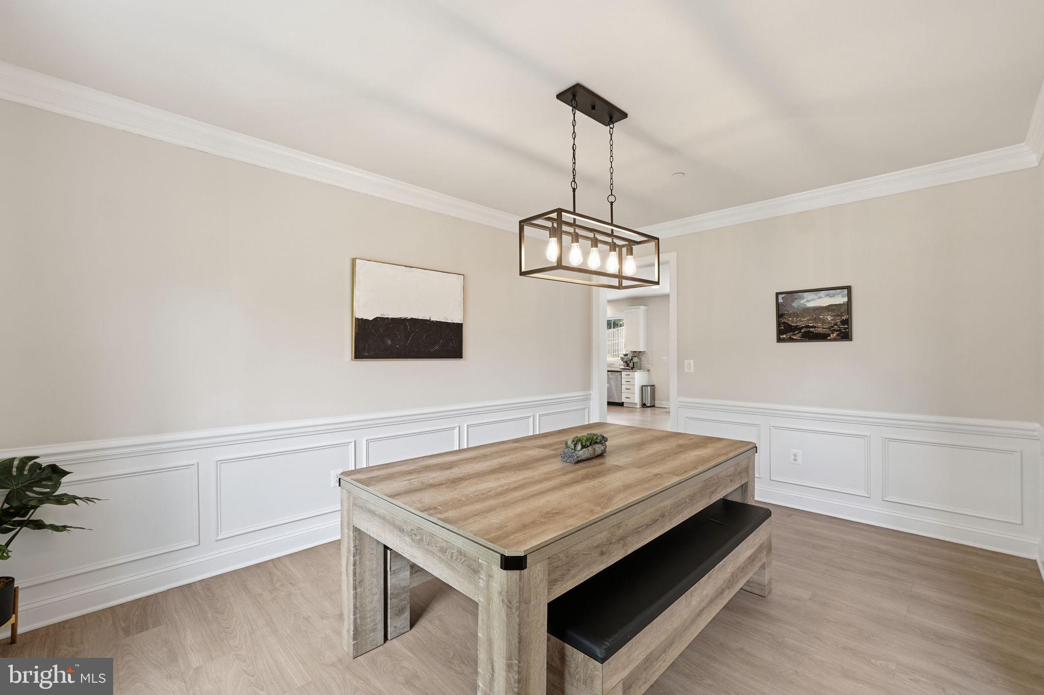 11801 DINWIDDIE DRIVE