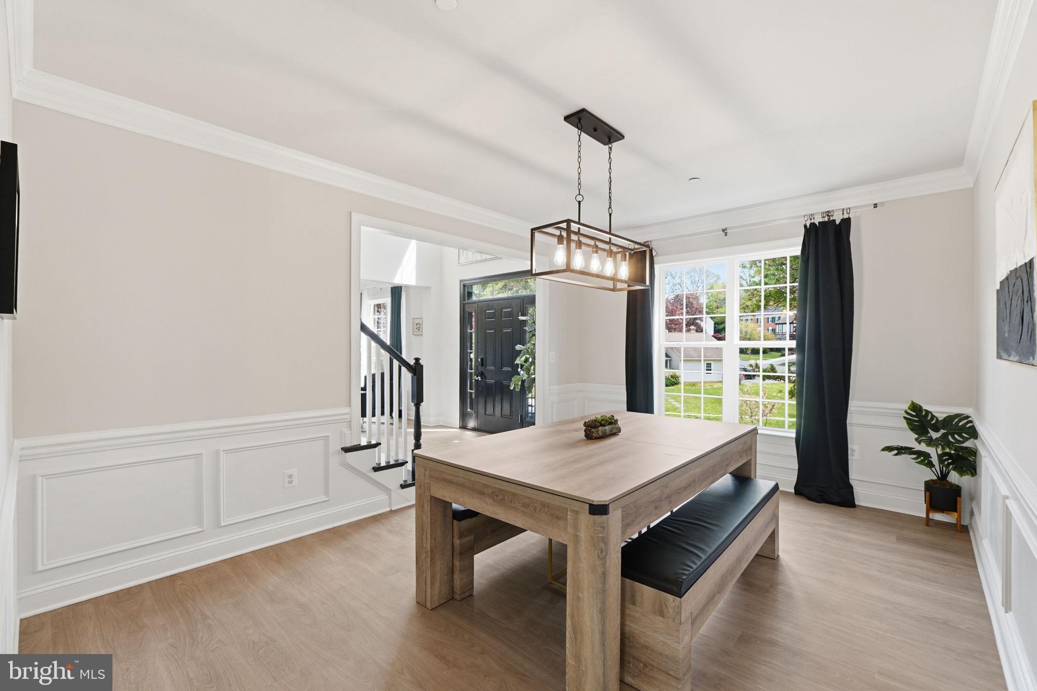 11801 DINWIDDIE DRIVE