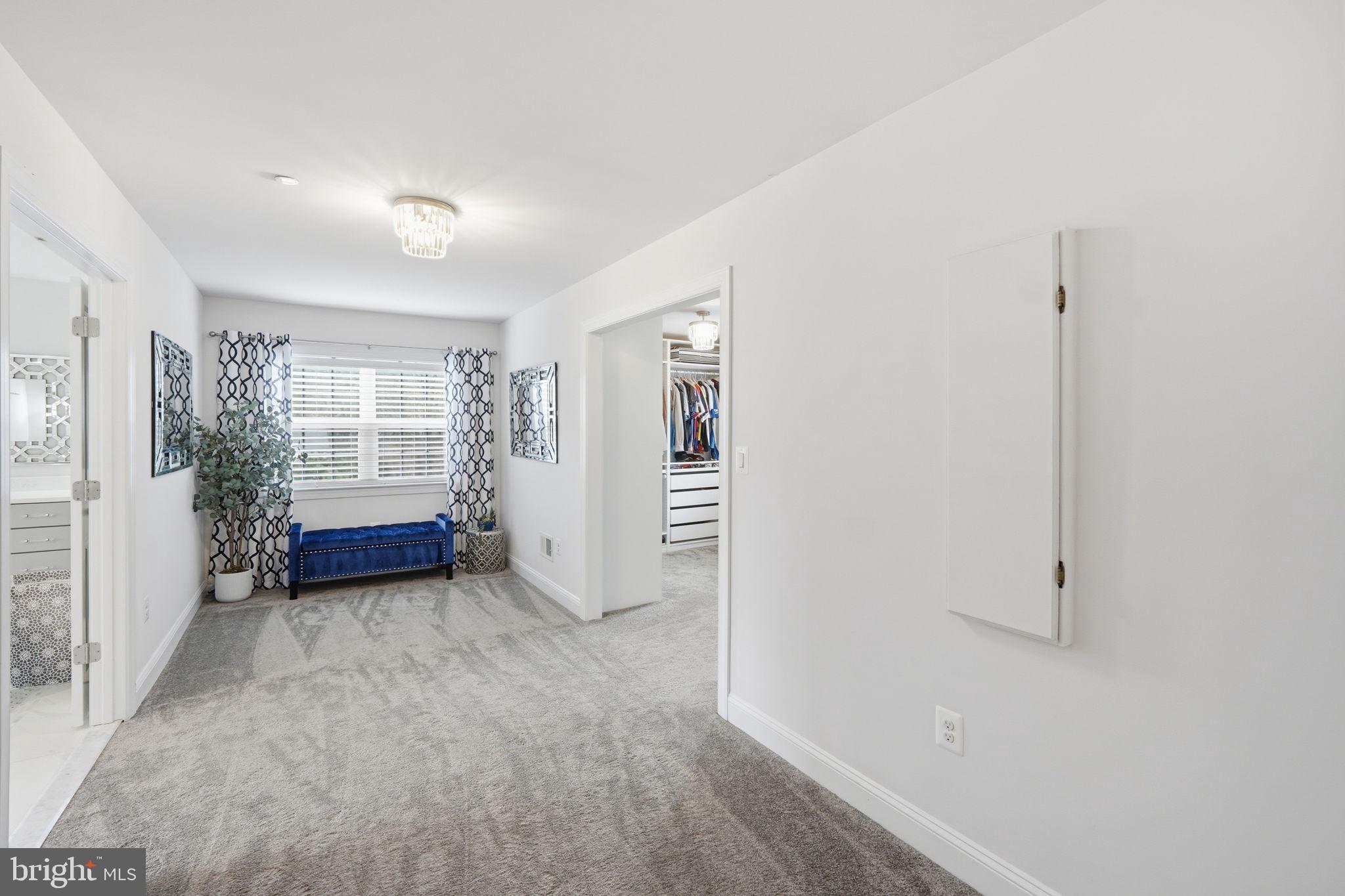 11801 DINWIDDIE DRIVE