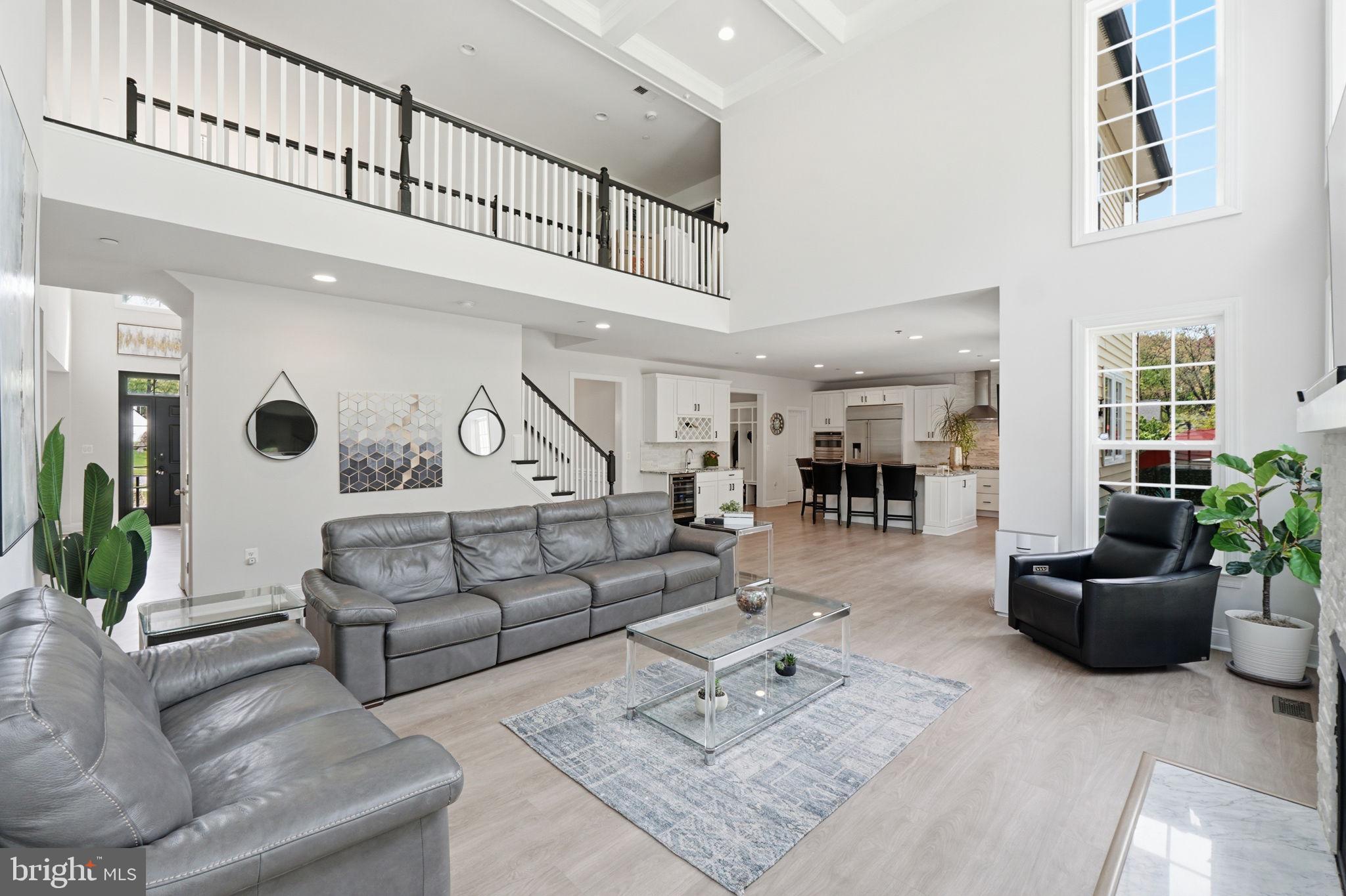 11801 DINWIDDIE DRIVE