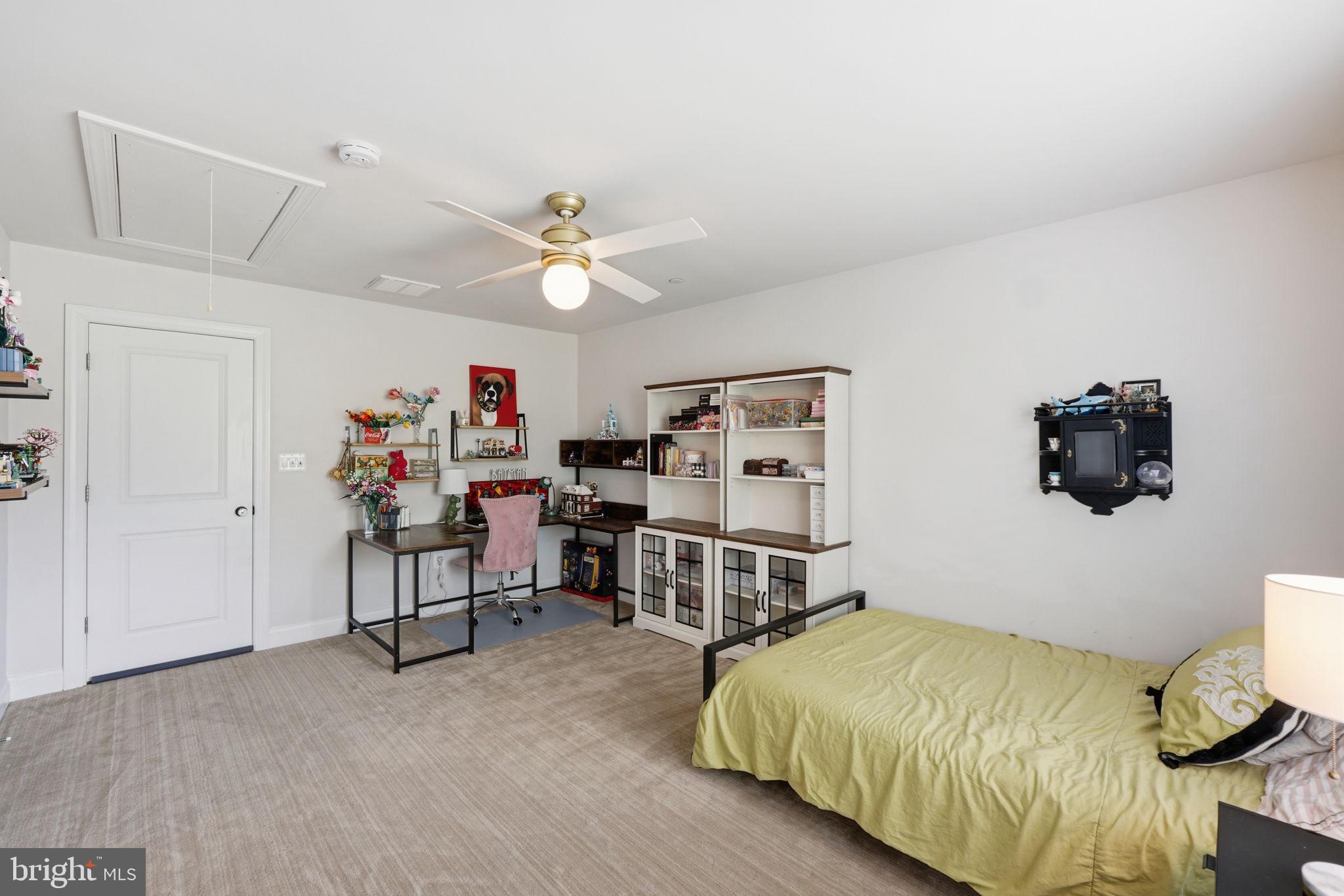 11801 DINWIDDIE DRIVE