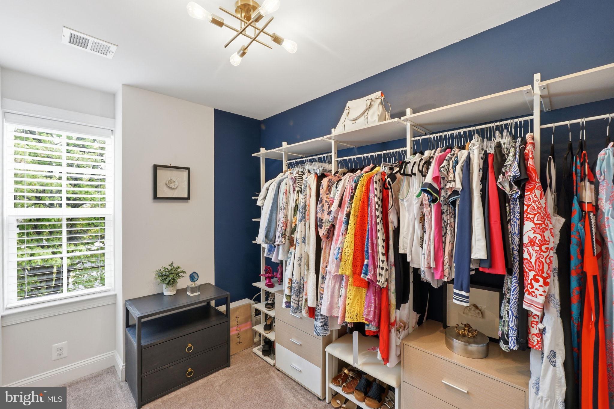 11801 DINWIDDIE DRIVE