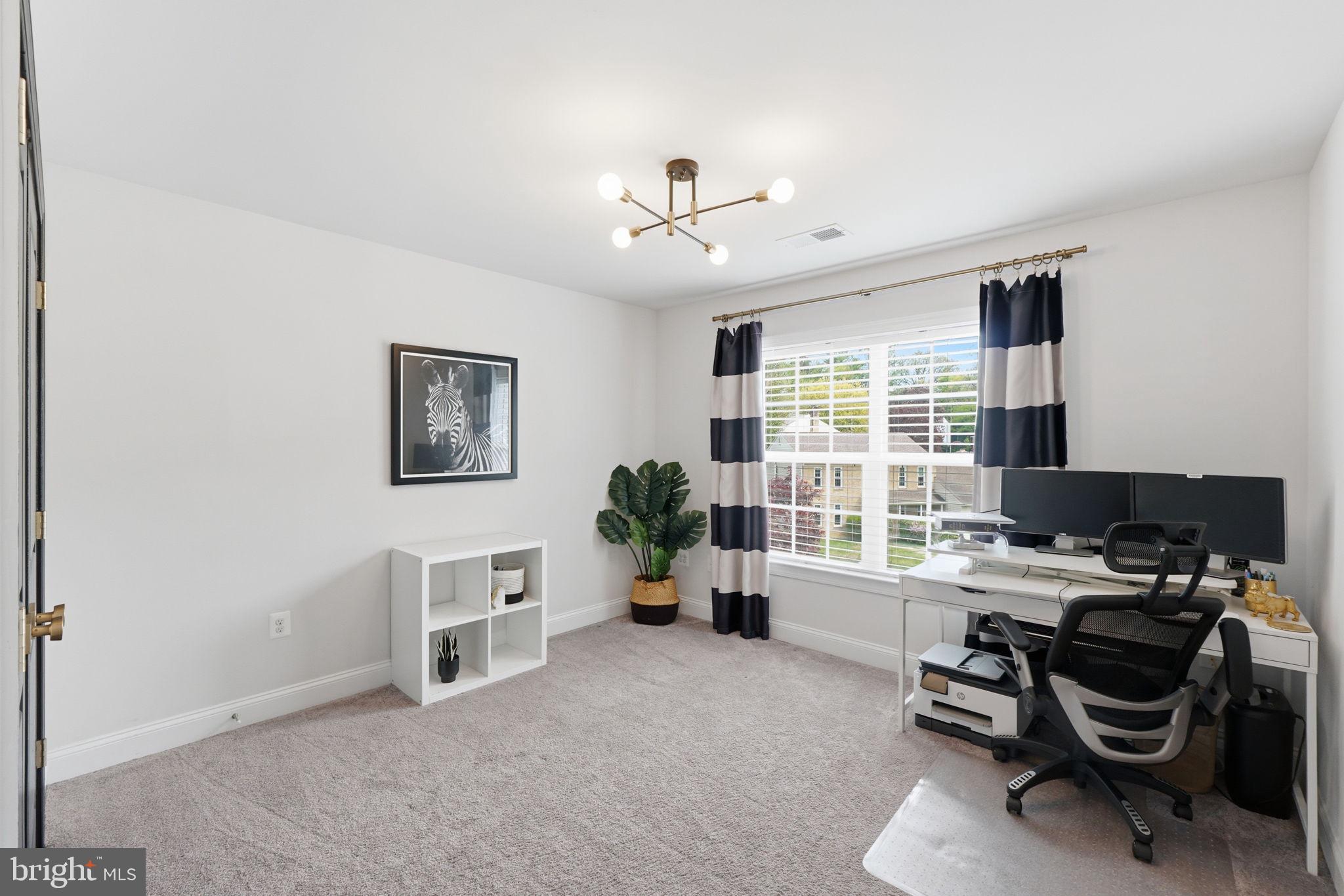 11801 DINWIDDIE DRIVE