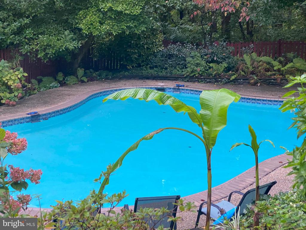 5344 FALMOUTH ROAD