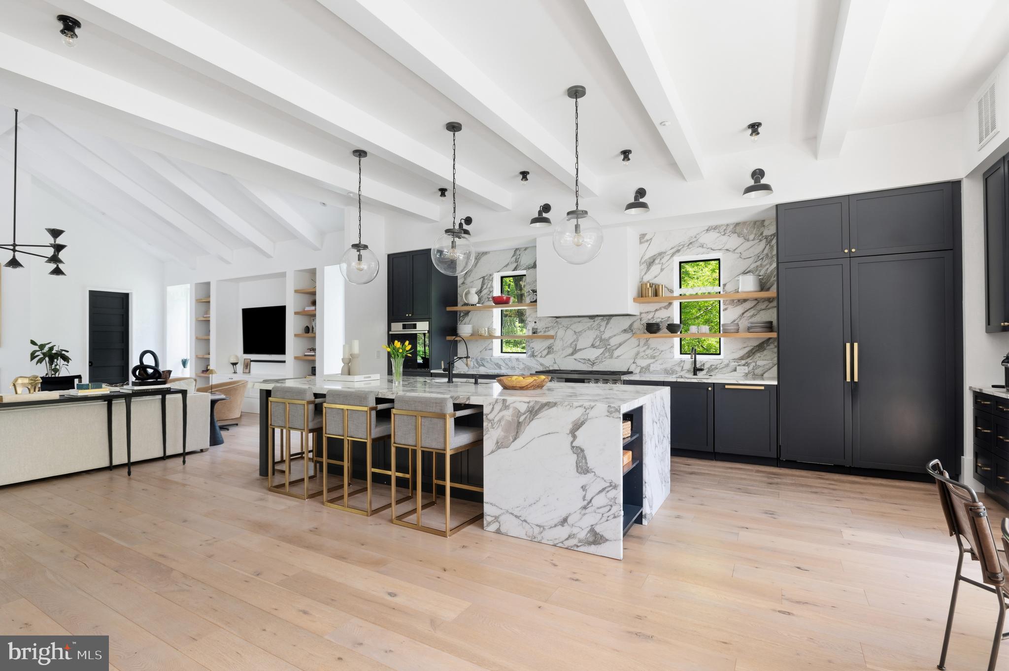 7101 LONGWOOD DRIVE