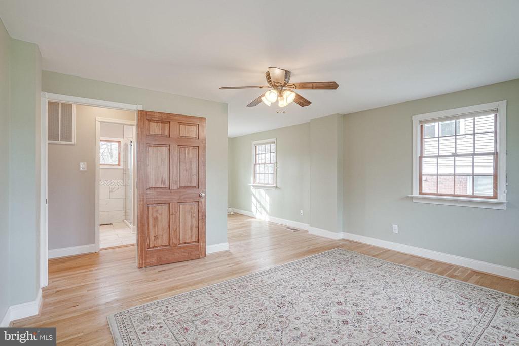 4107 BYRD COURT
