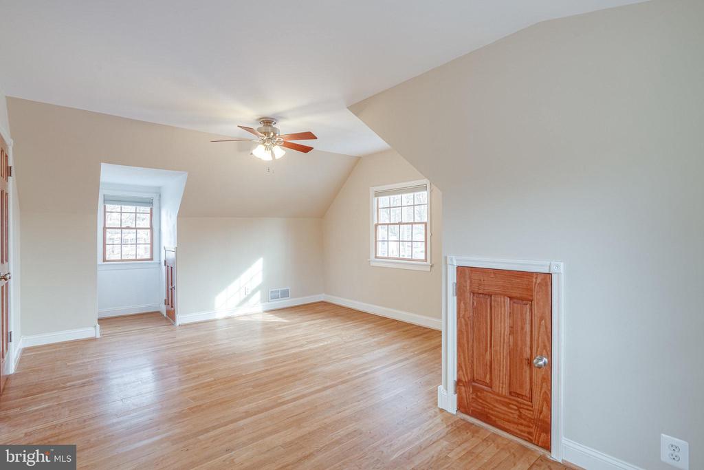 4107 BYRD COURT