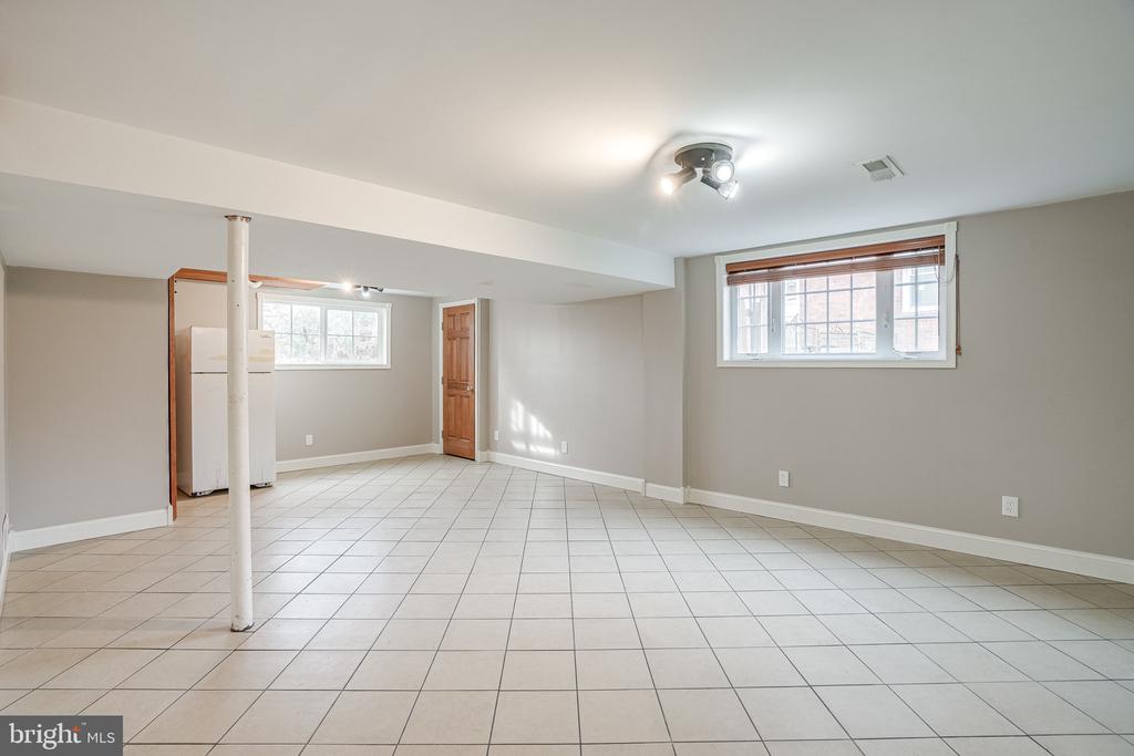 4107 BYRD COURT