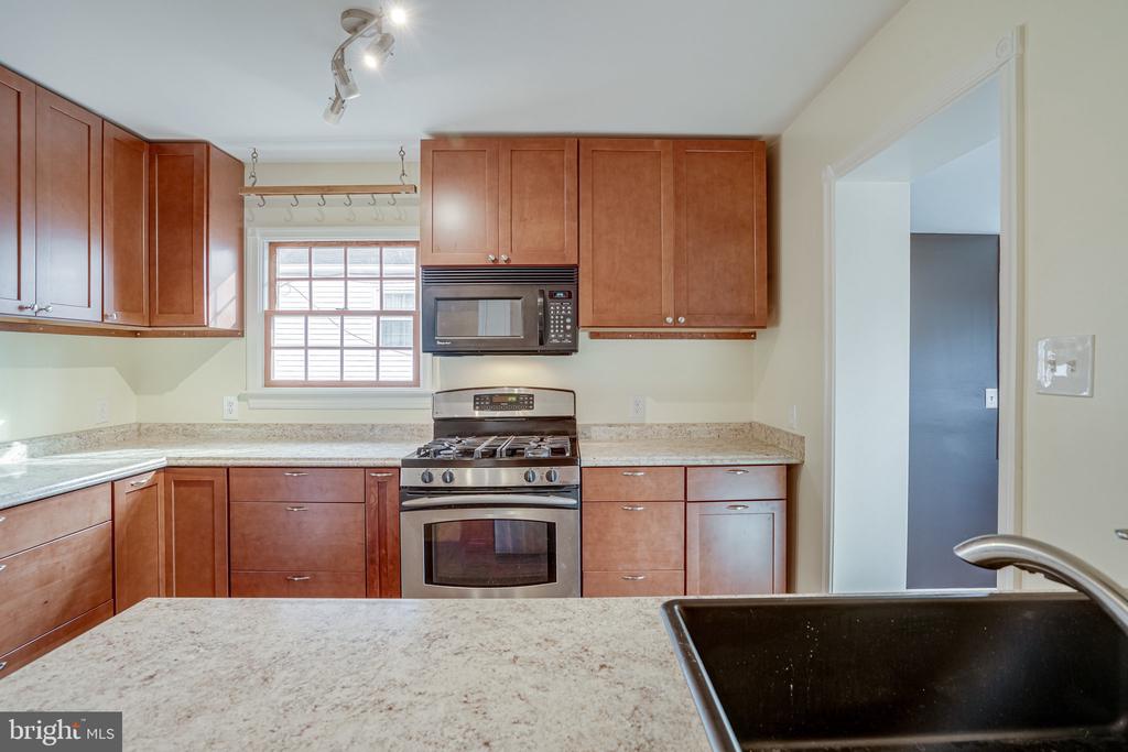 4107 BYRD COURT