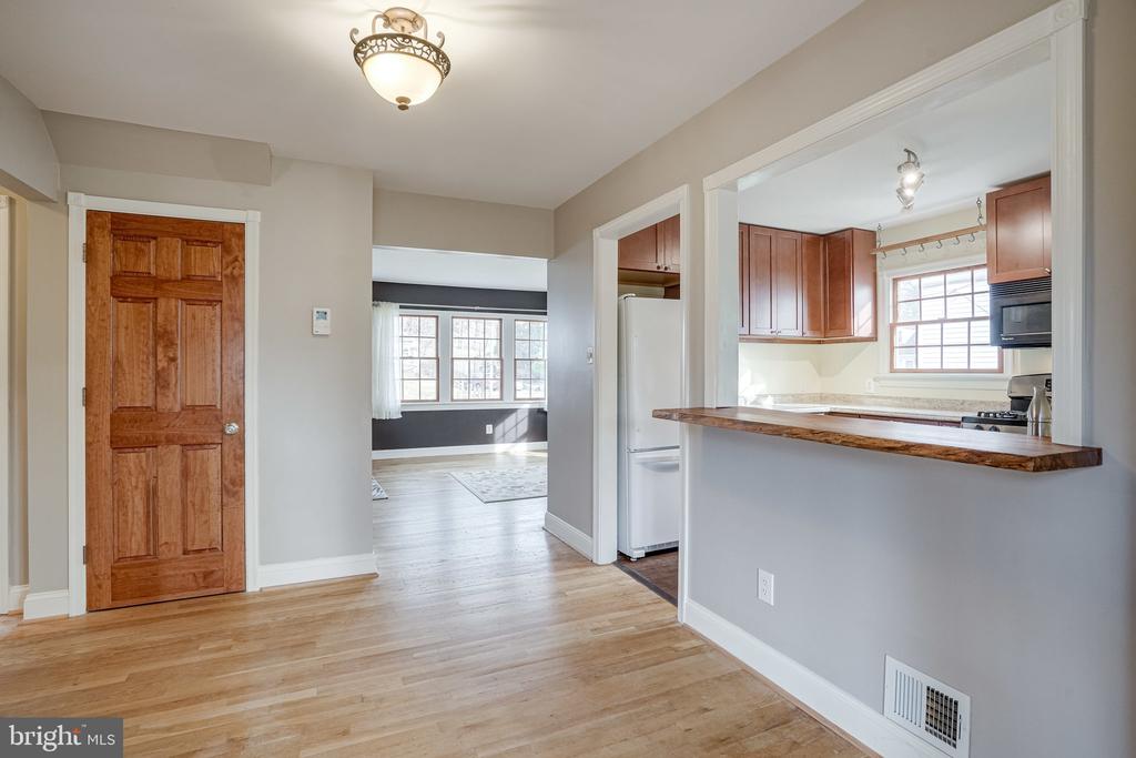 4107 BYRD COURT